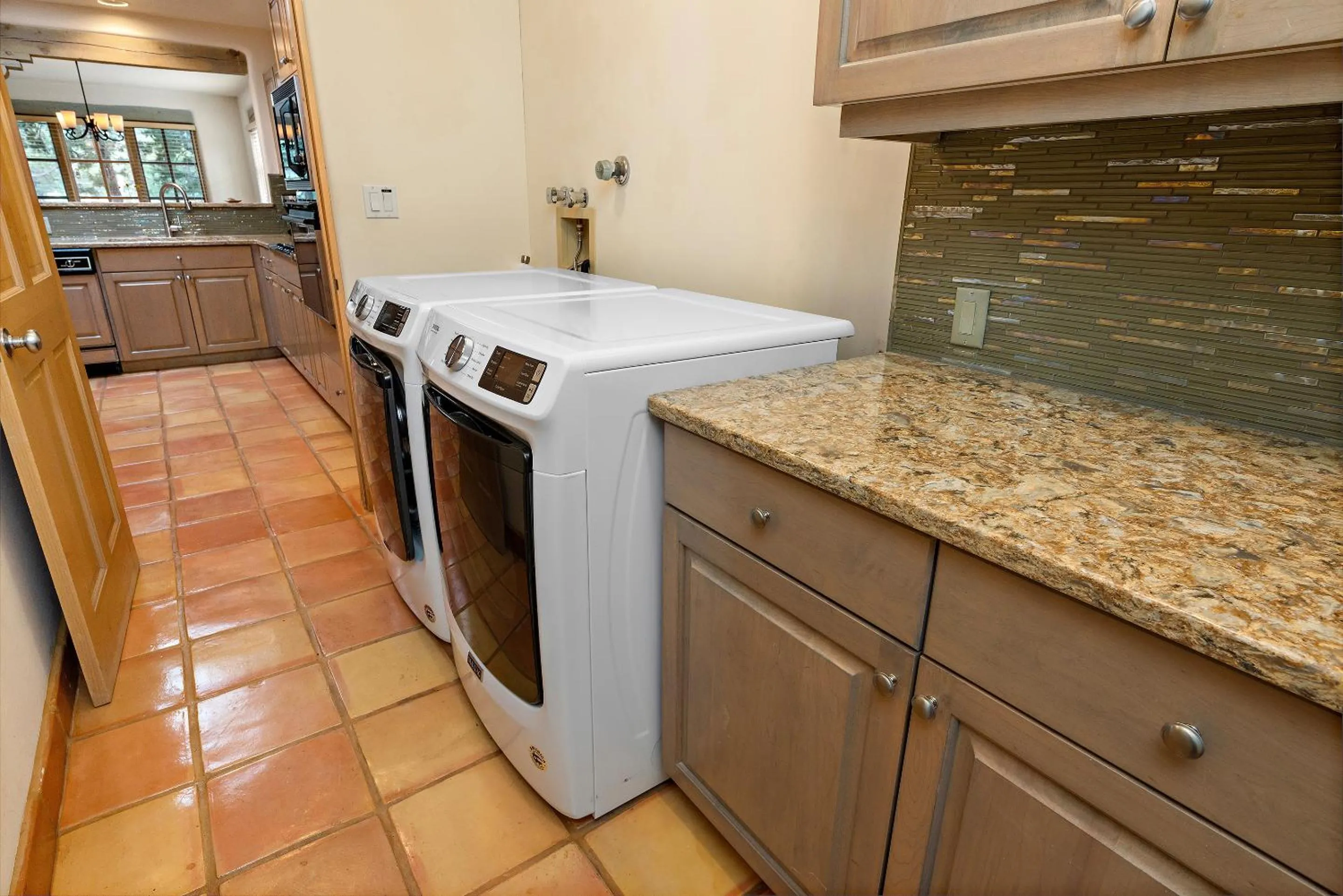 washing machine in Quail run