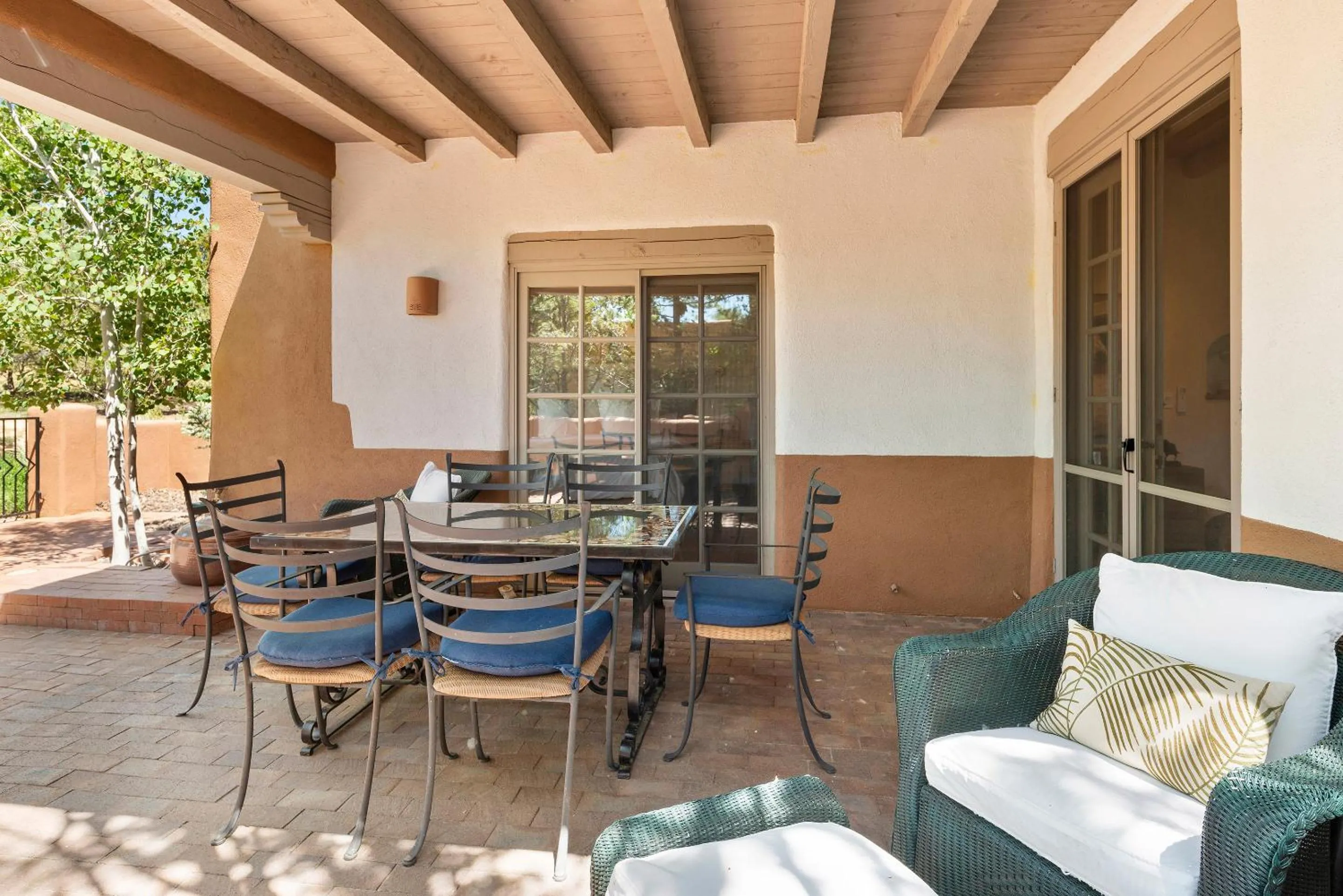 Patio in Quail run