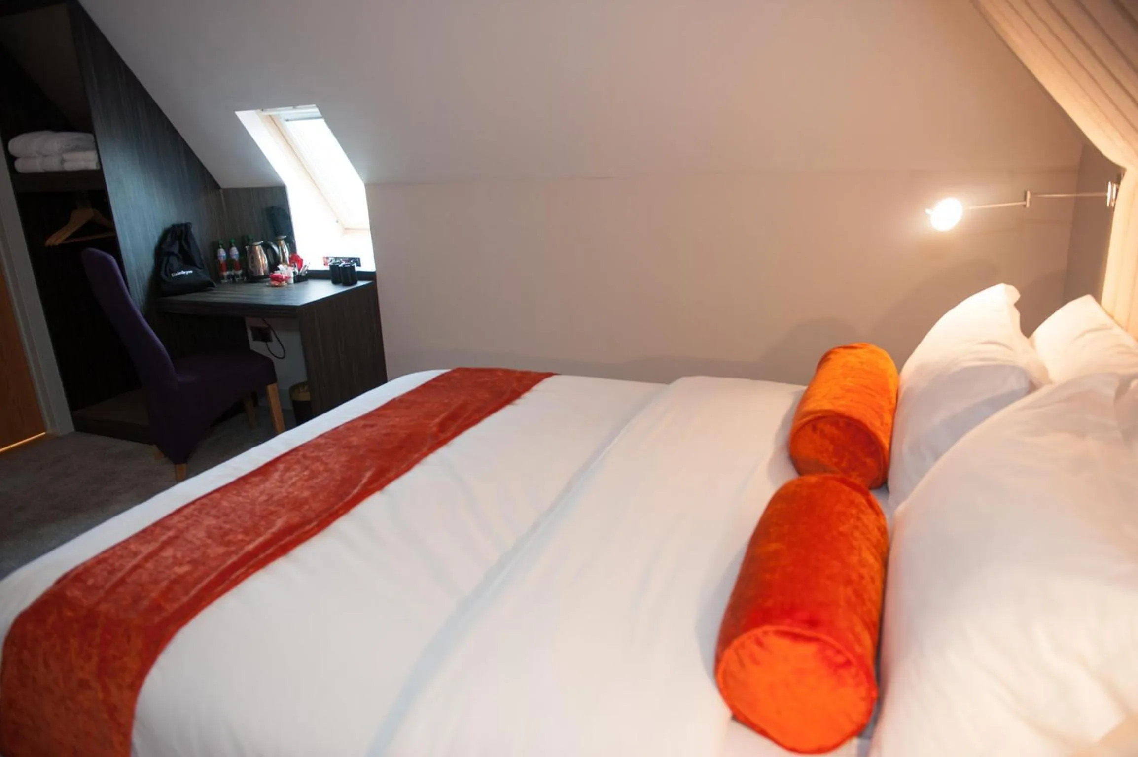 Bed in Hotel Forty One