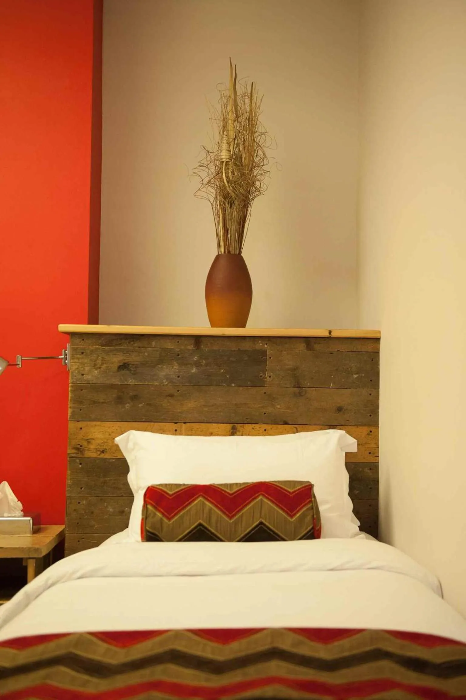 Bed in Hotel Forty One