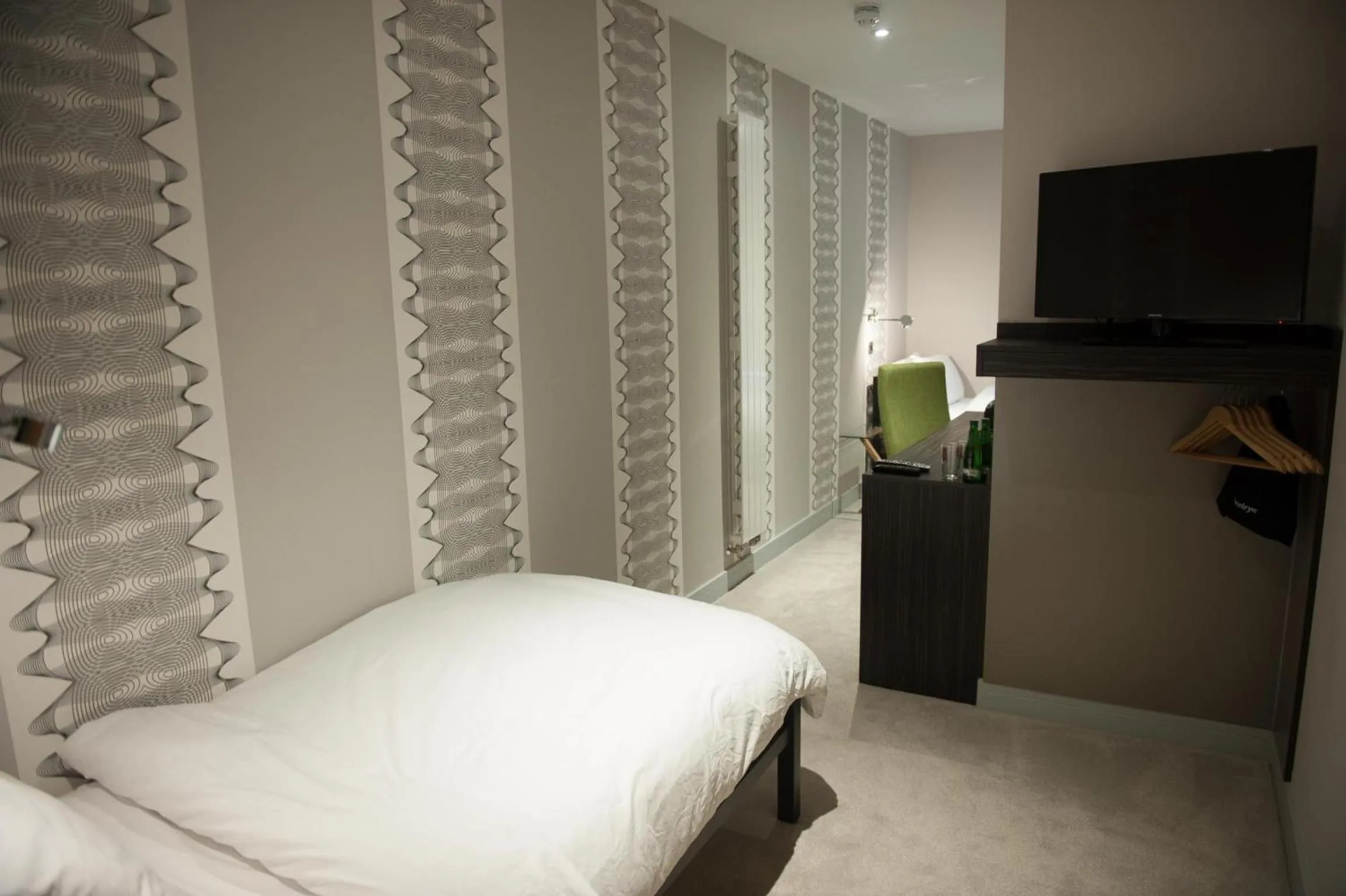 Bedroom, Bed in Hotel Forty One