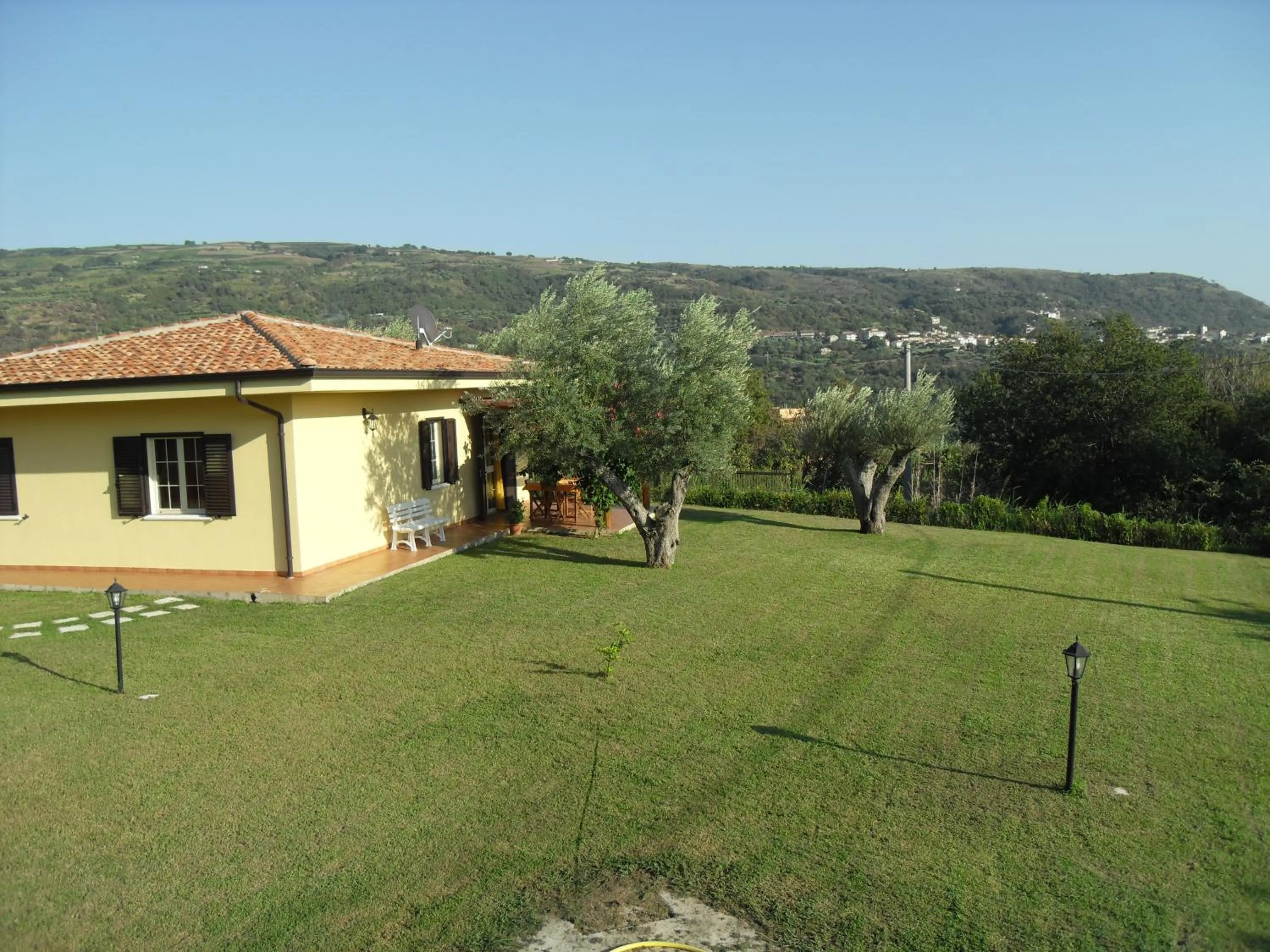 Property building in Villa Mimosa Tropea