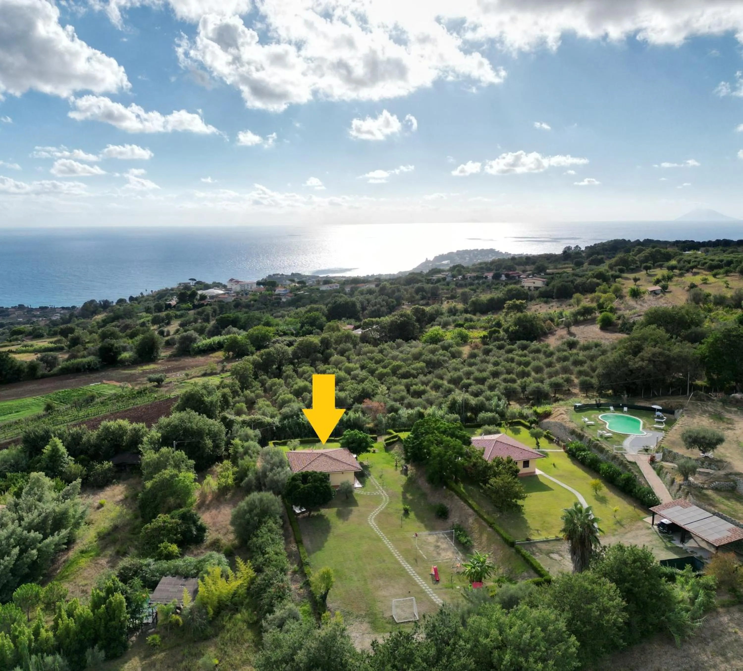 Property building in Villa Mimosa Tropea