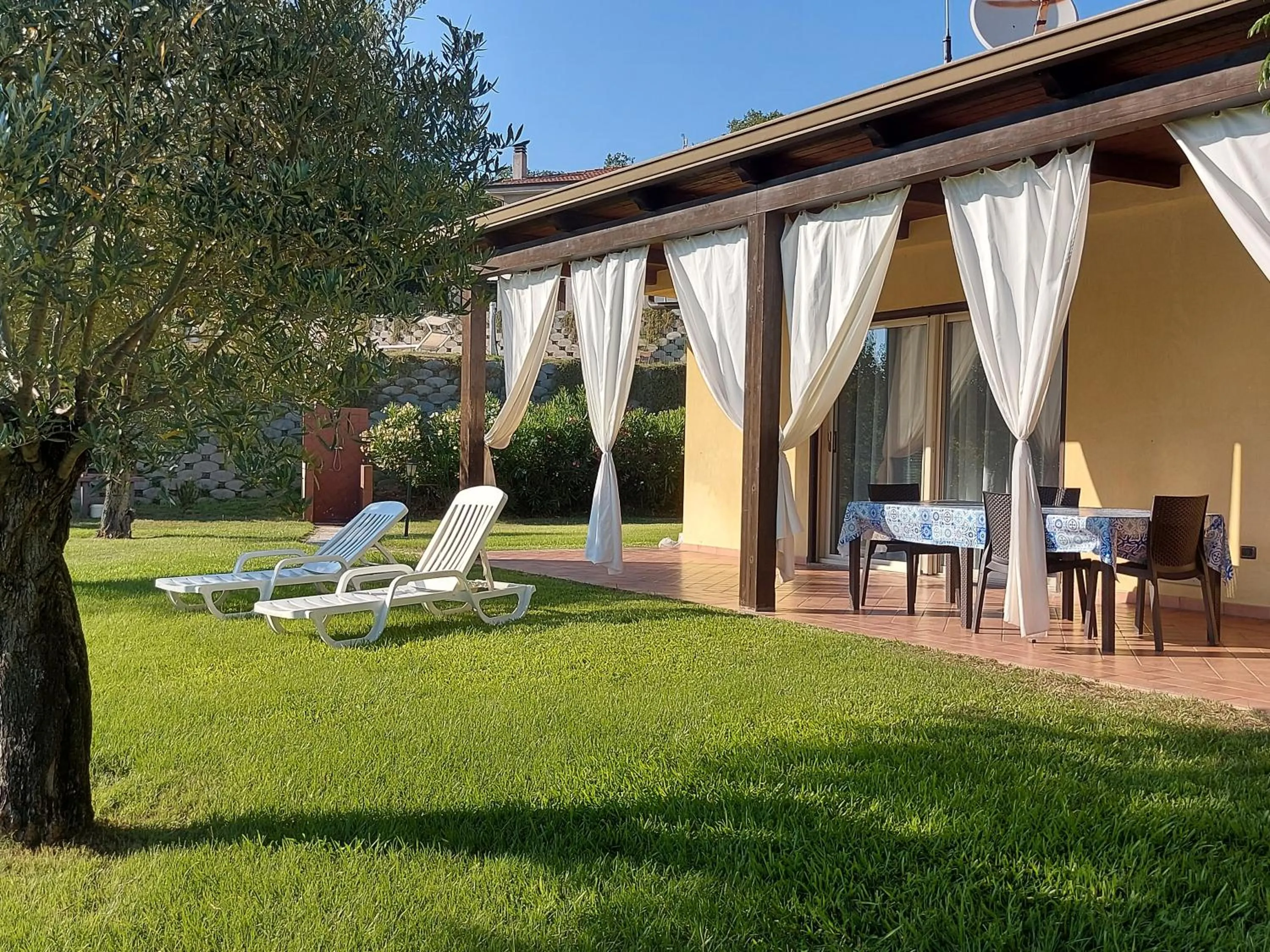 Property building in Villa Mimosa Tropea