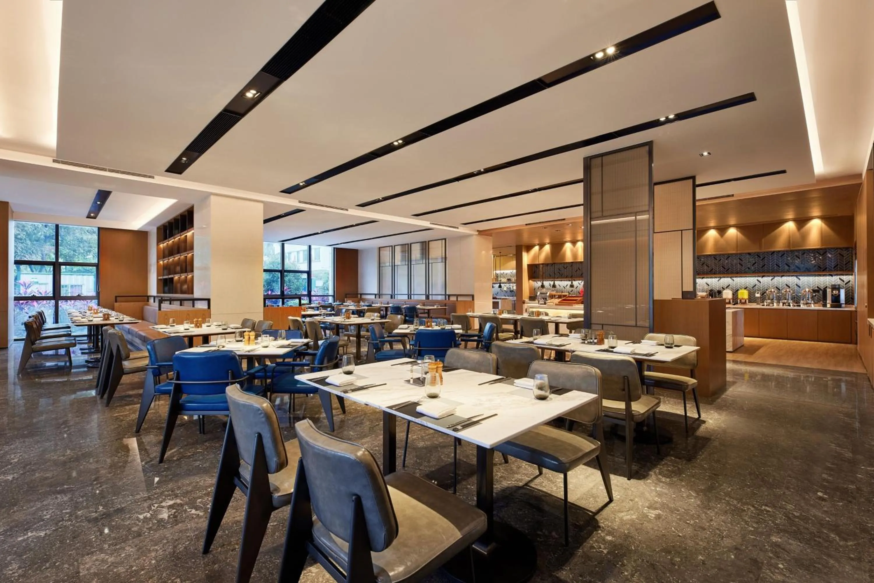 Restaurant/places to eat in Fairfield by Marriott Guangzhou Konggang