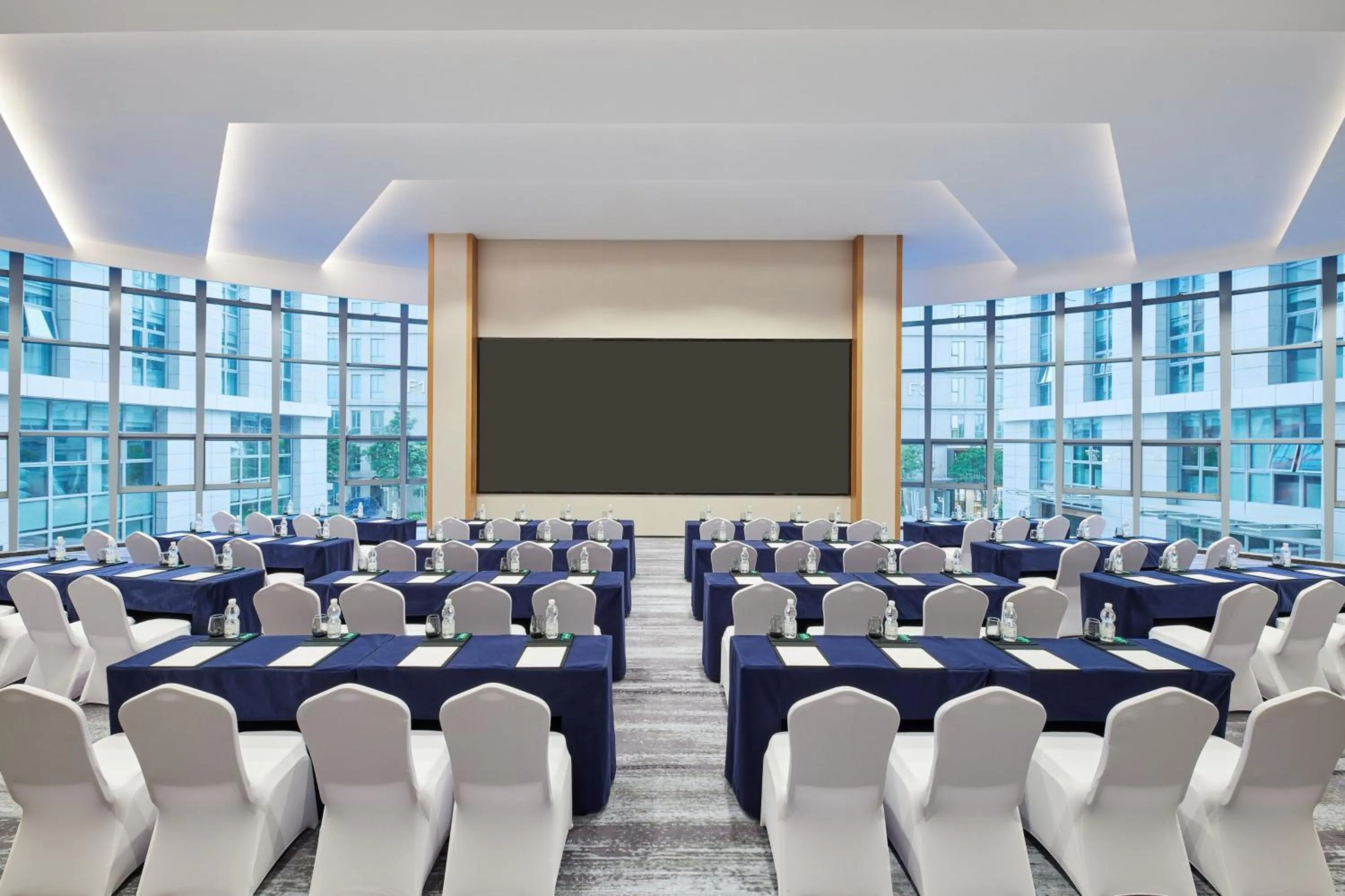 Meeting/conference room in Fairfield by Marriott Guangzhou Konggang