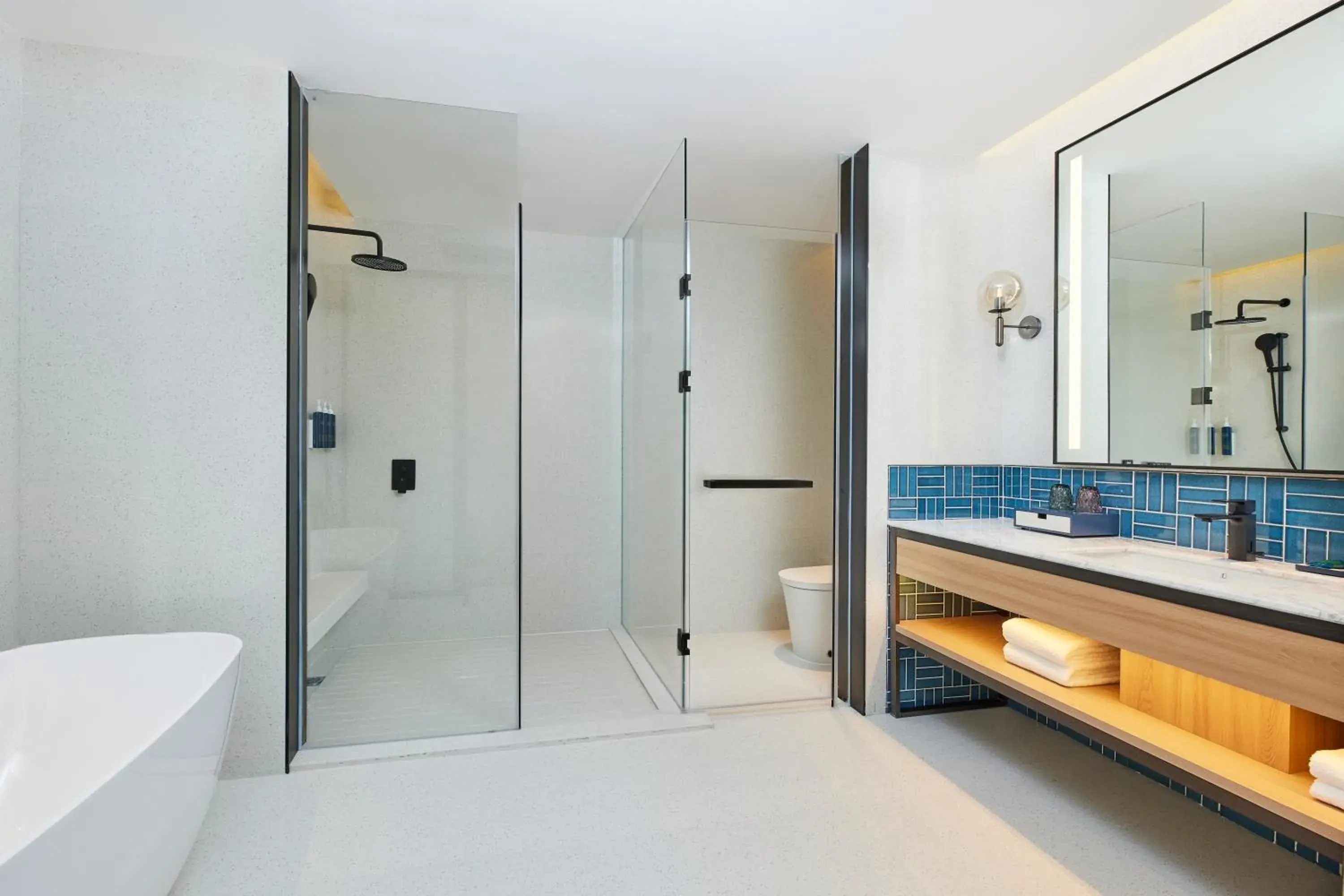 Premium King Suite with City View in Four Points by Sheraton Changsha, Tianxin Premium King Suite with City View in Four Points by Sheraton Changsha, Tianxin