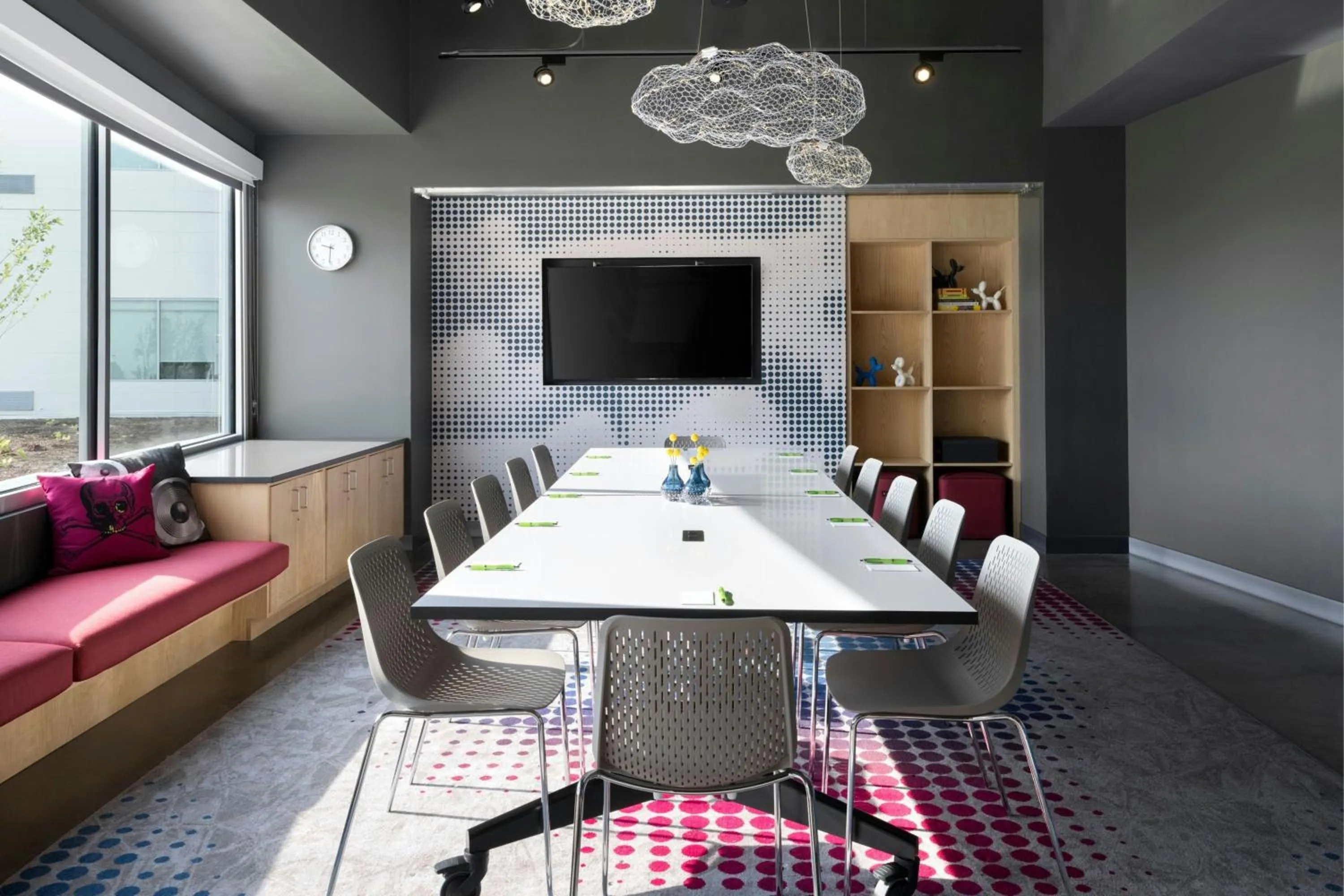 Meeting/conference room in Aloft Waukee