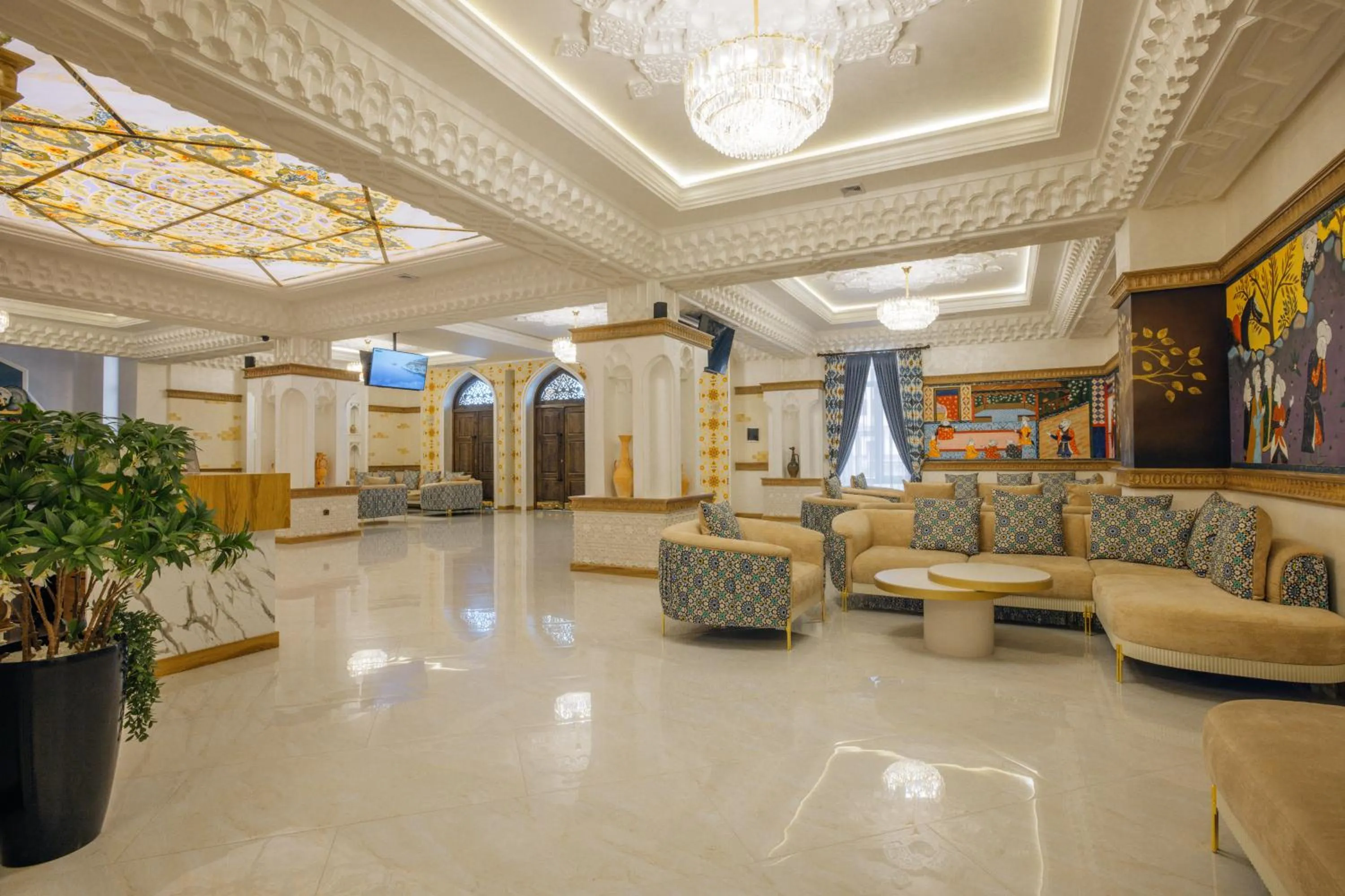 Living room in Kohinur Plaza