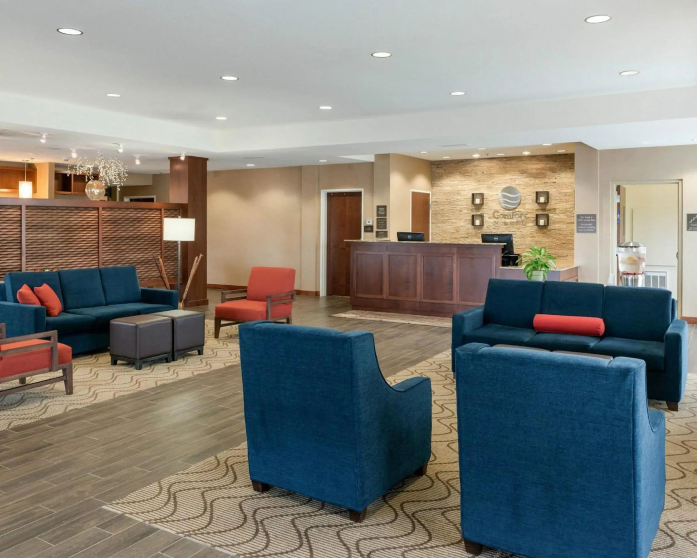 Lobby or reception in Comfort Inn & Suites West - Medical Center