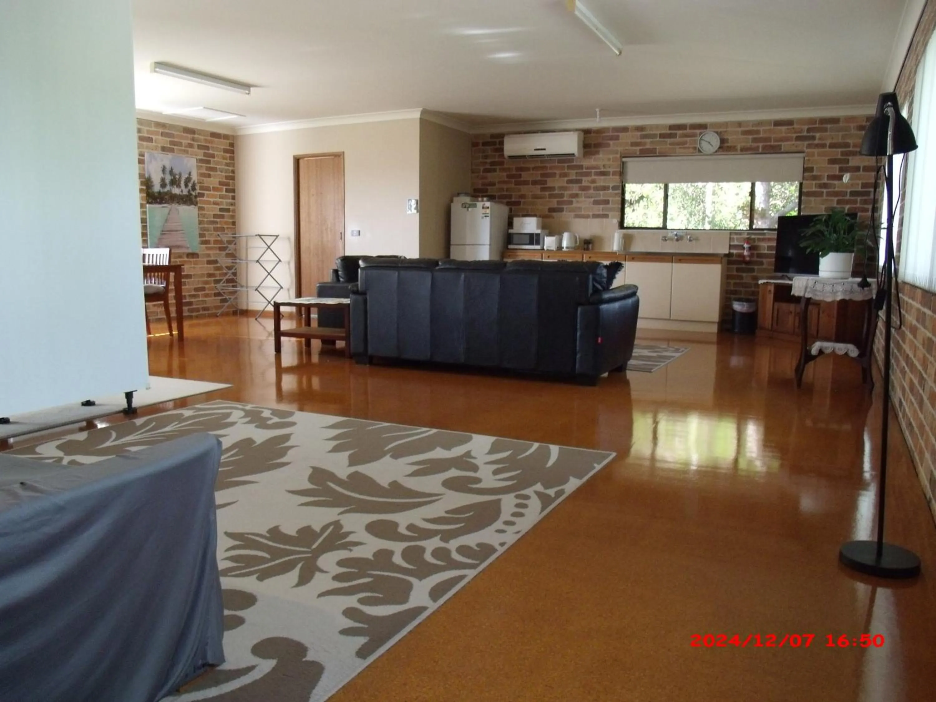 Living room in Emerald Tropical Palms B & B