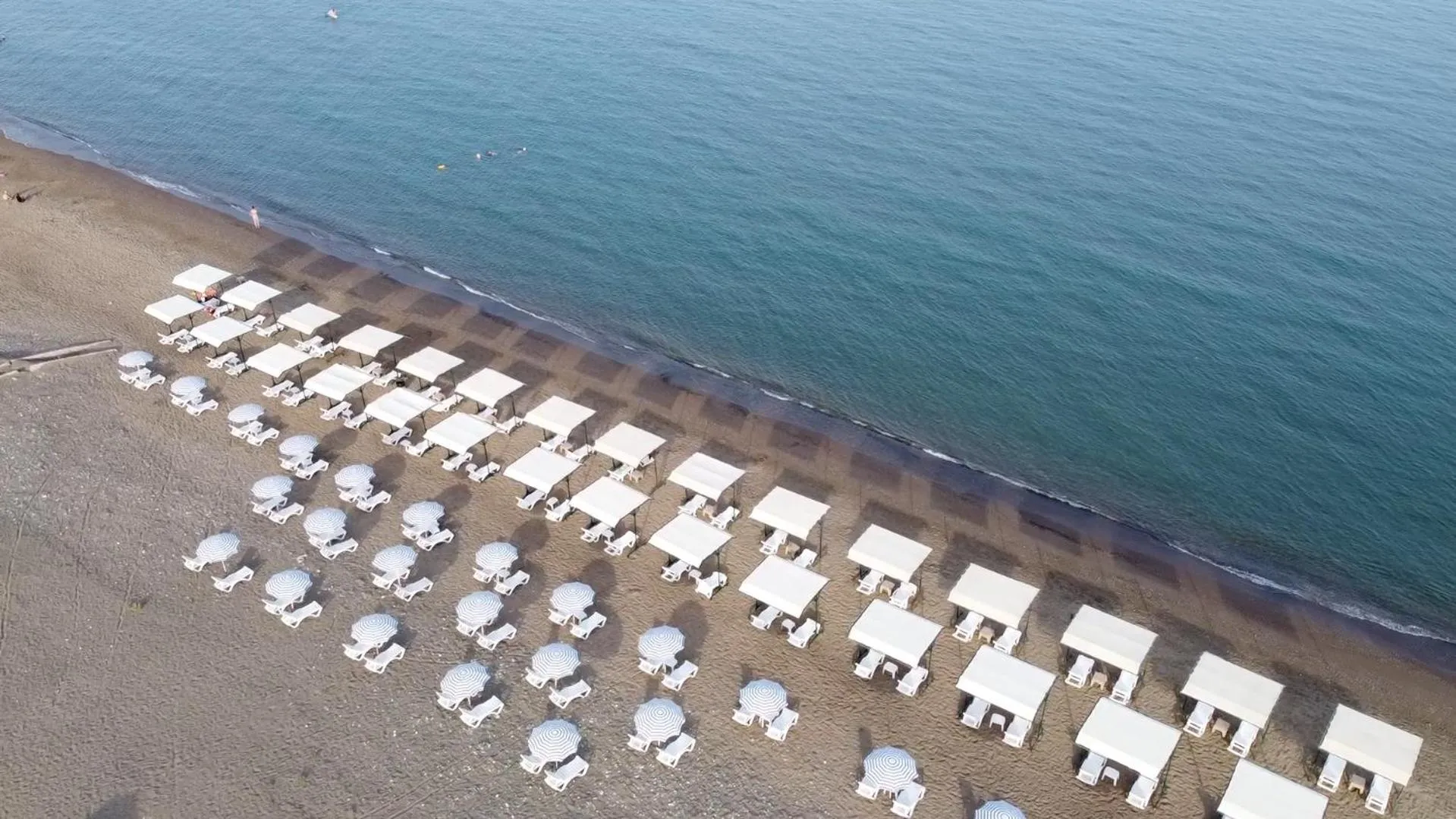 Beach in Denizkumu Hotel