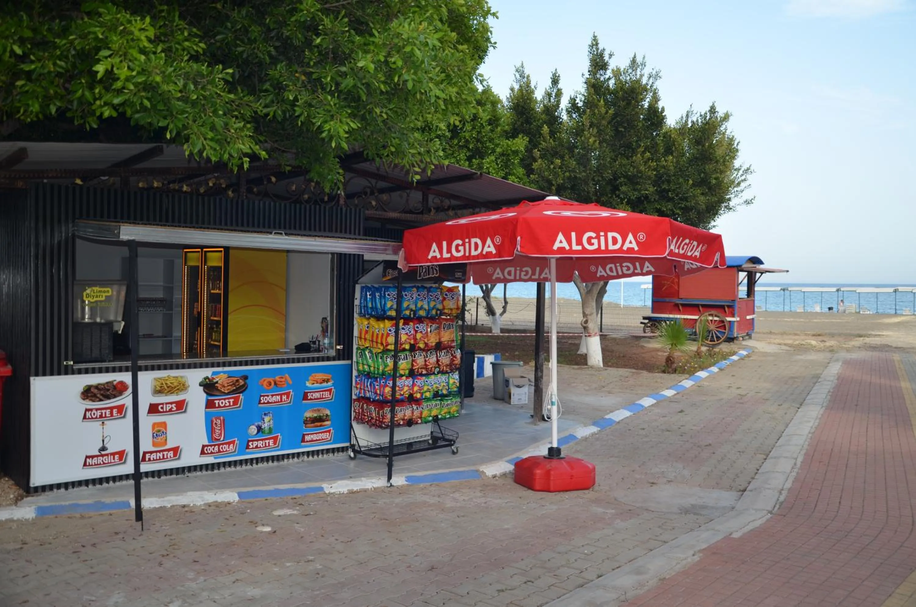 Garden in Denizkumu Hotel