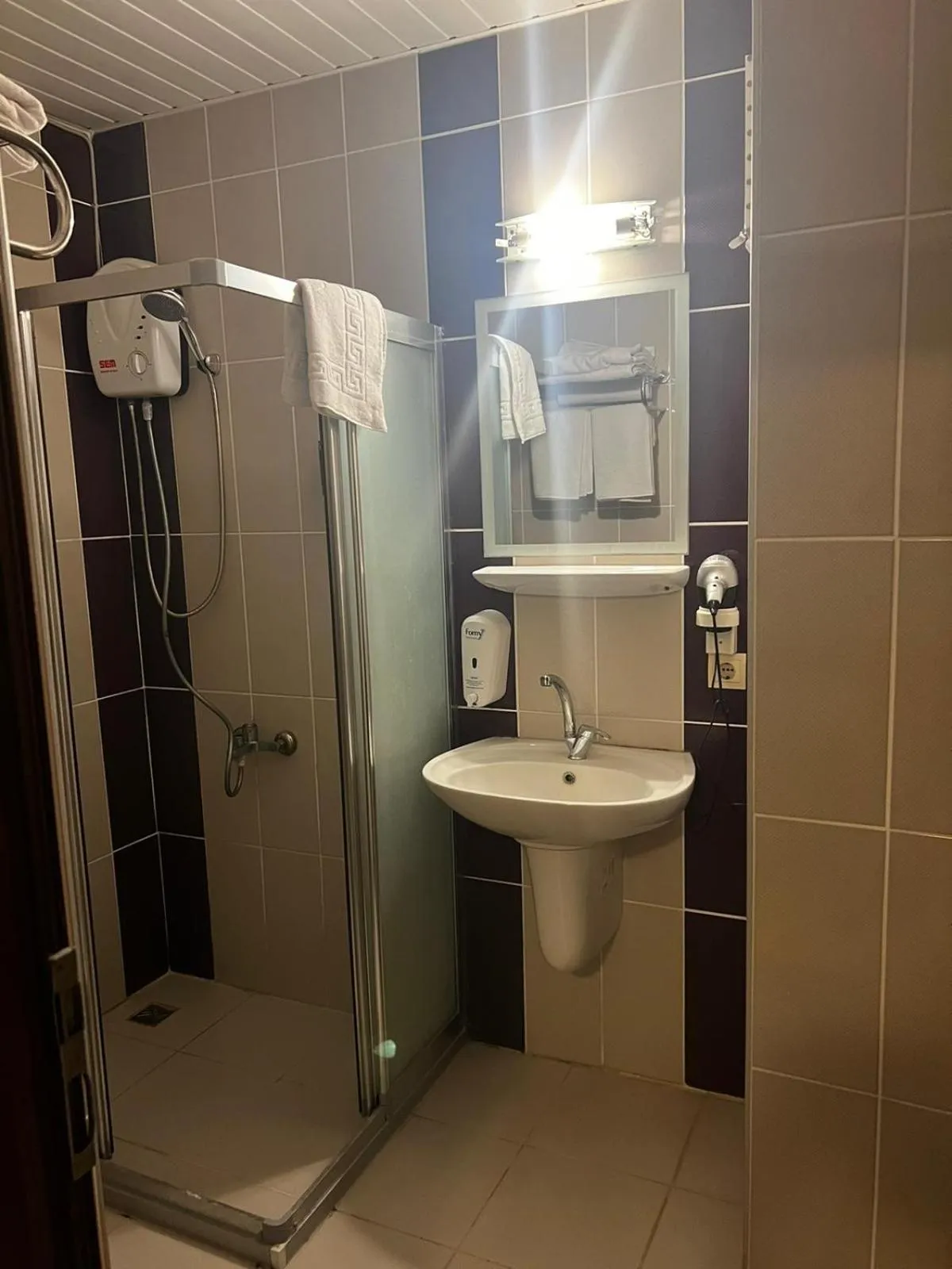 Bathroom in Denizkumu Hotel