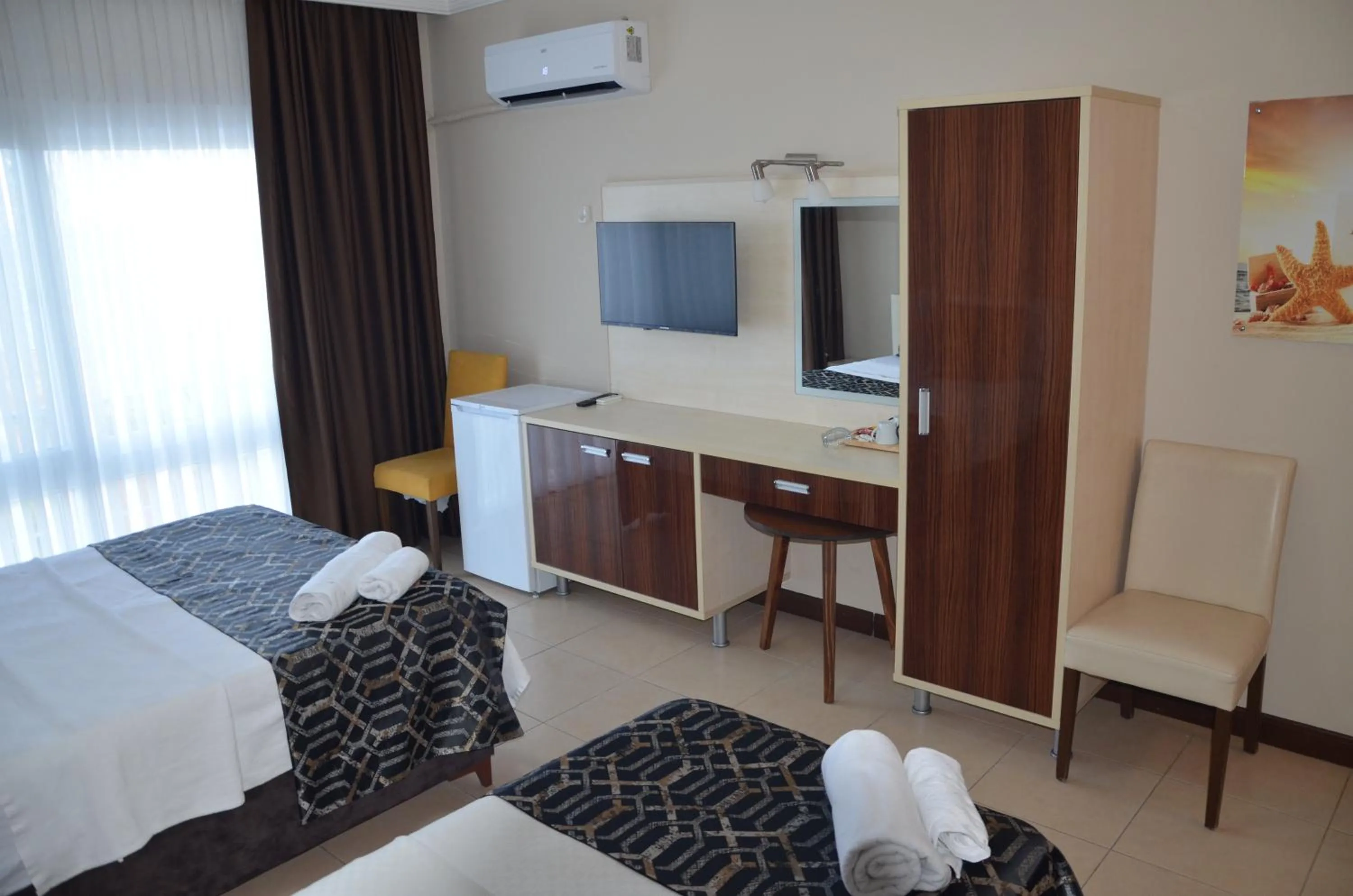 Bed in Denizkumu Hotel