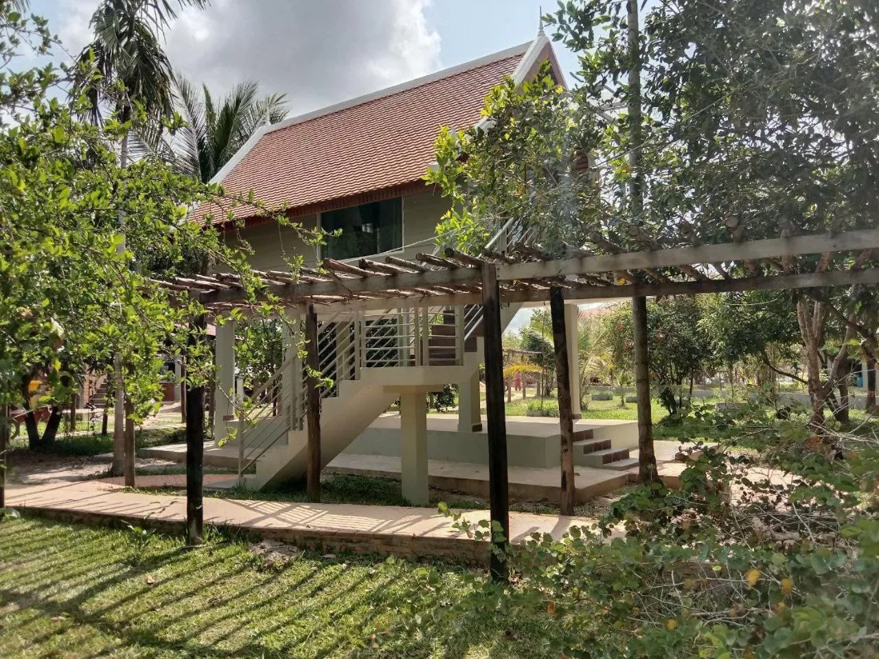 Ganesha Kampot Resort