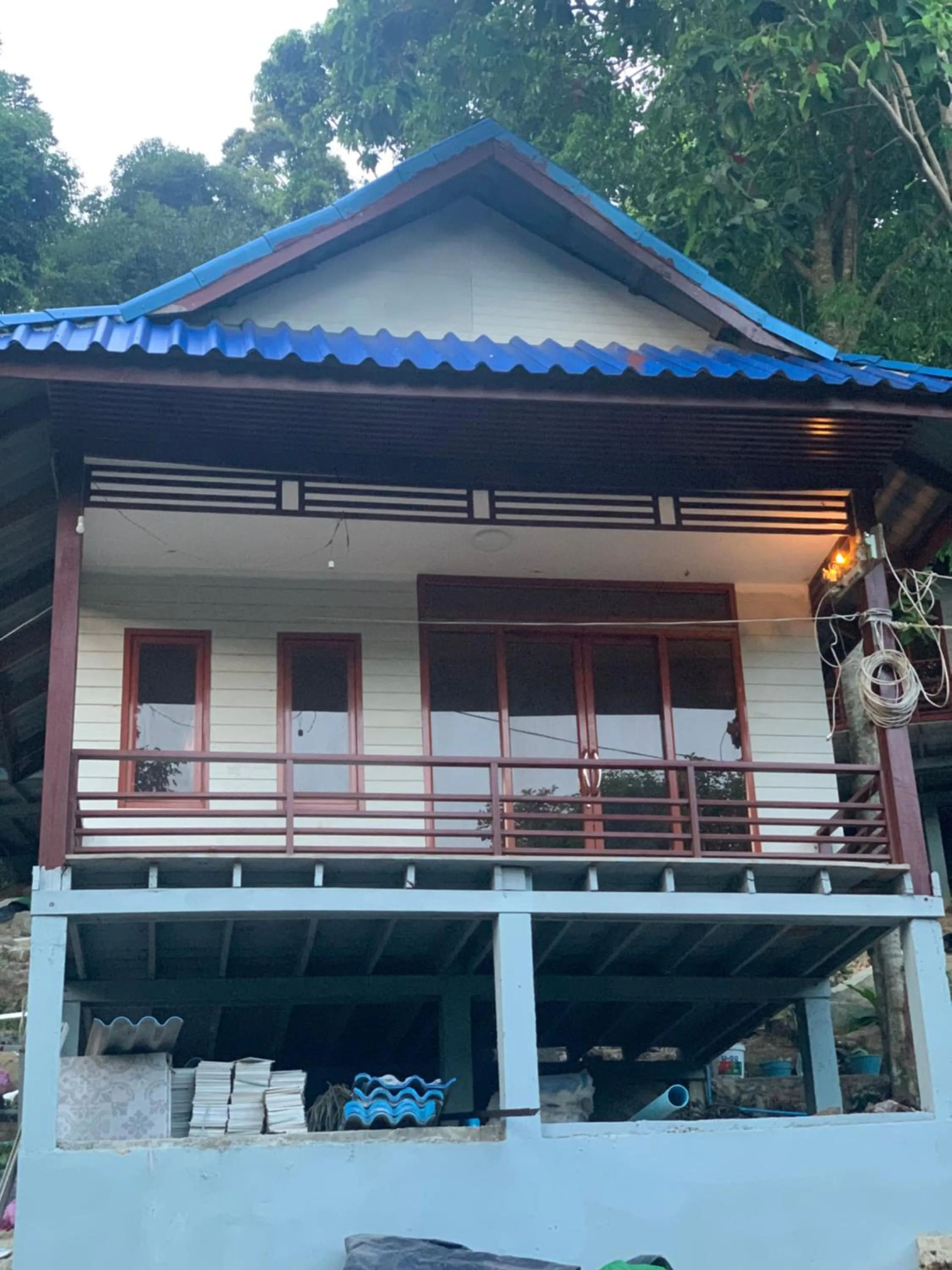 White Rose Guesthouse