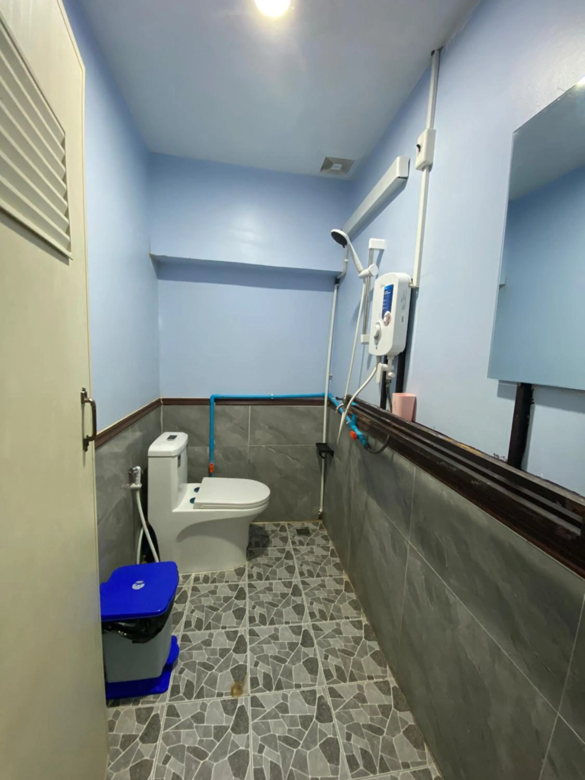 White Rose Guesthouse