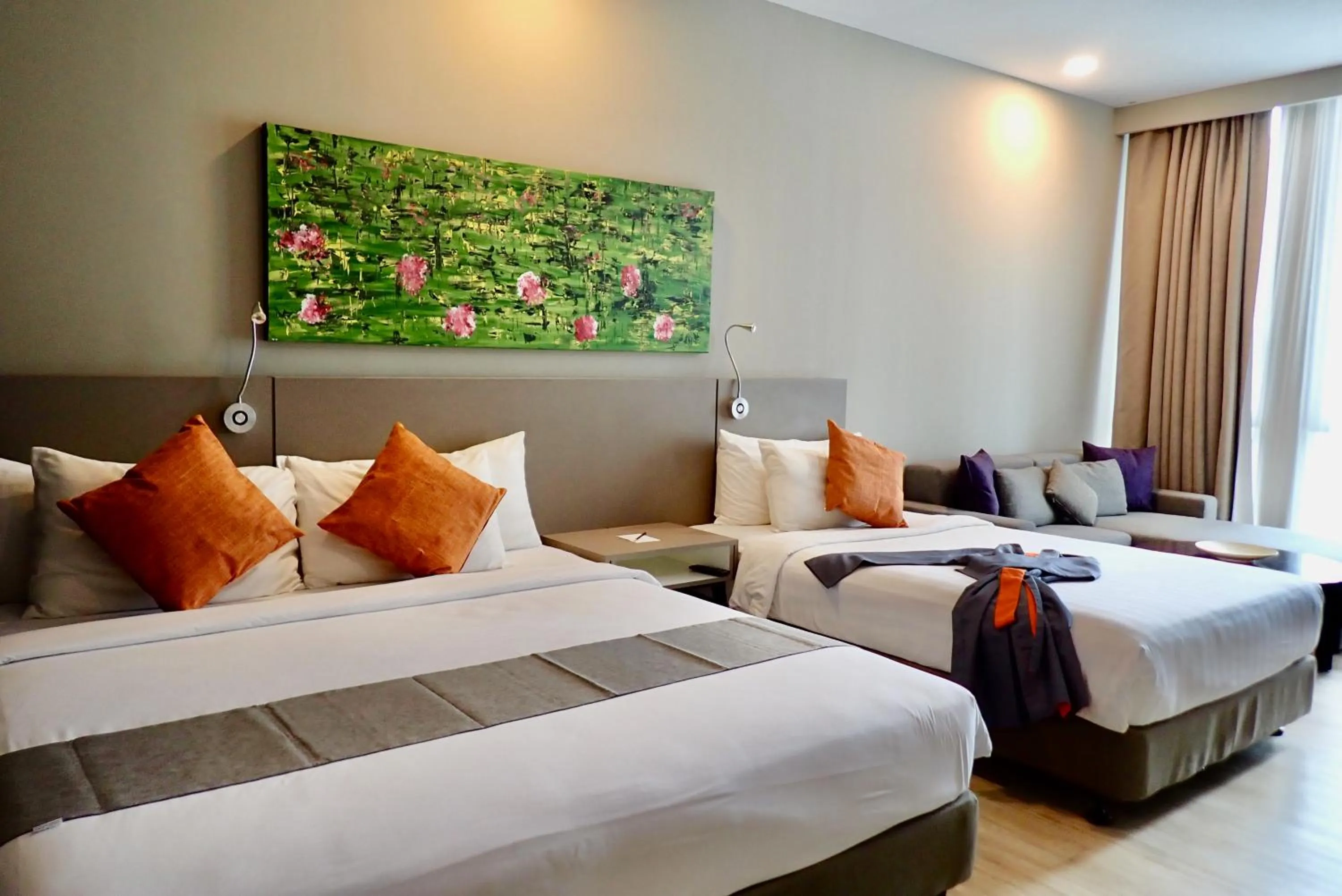 Bed in Qliq Damansara Hotel