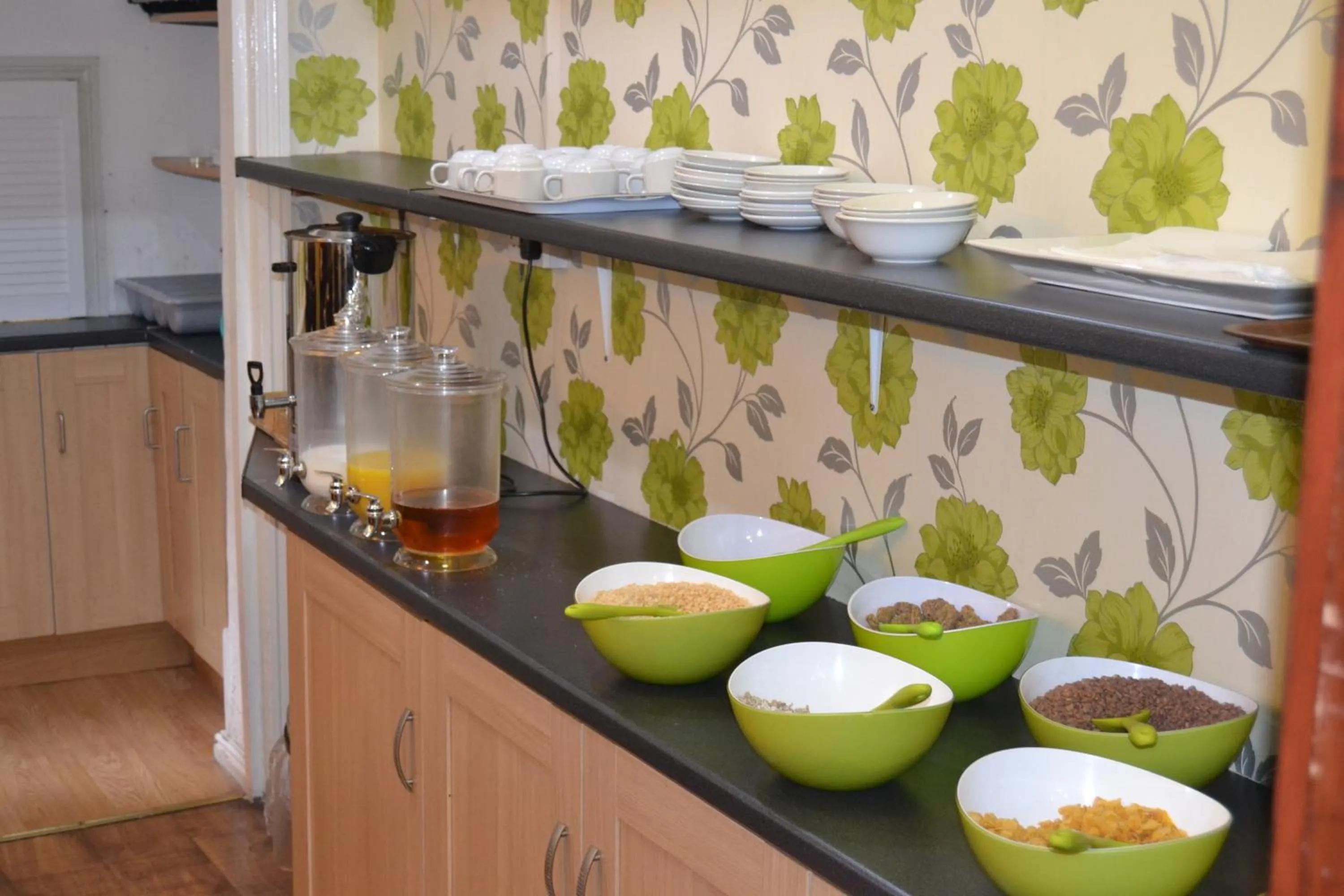 Food in Hyde Park Court Hotel