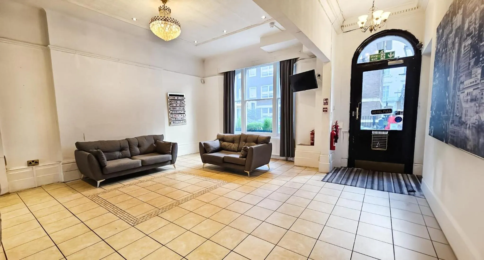 Hyde Park Court Hotel