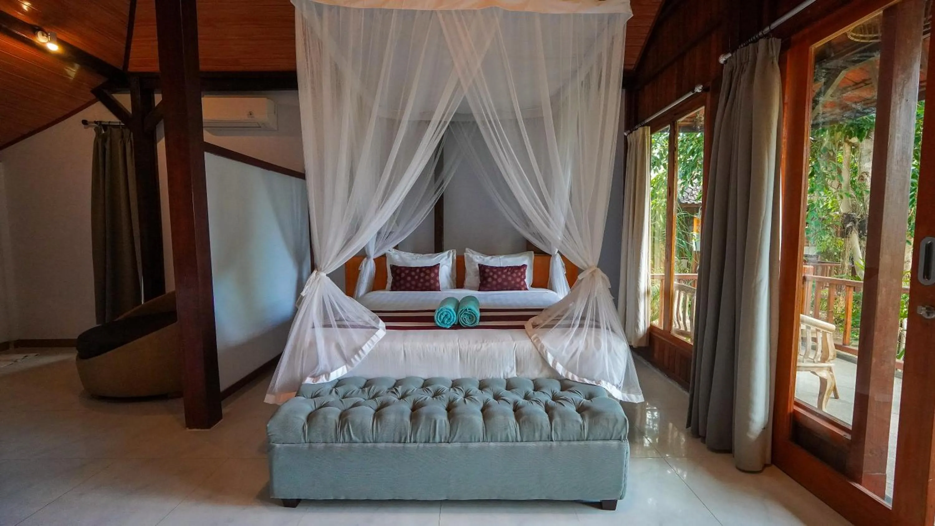 Bed in Darsan Lembongan Boutique Cottage