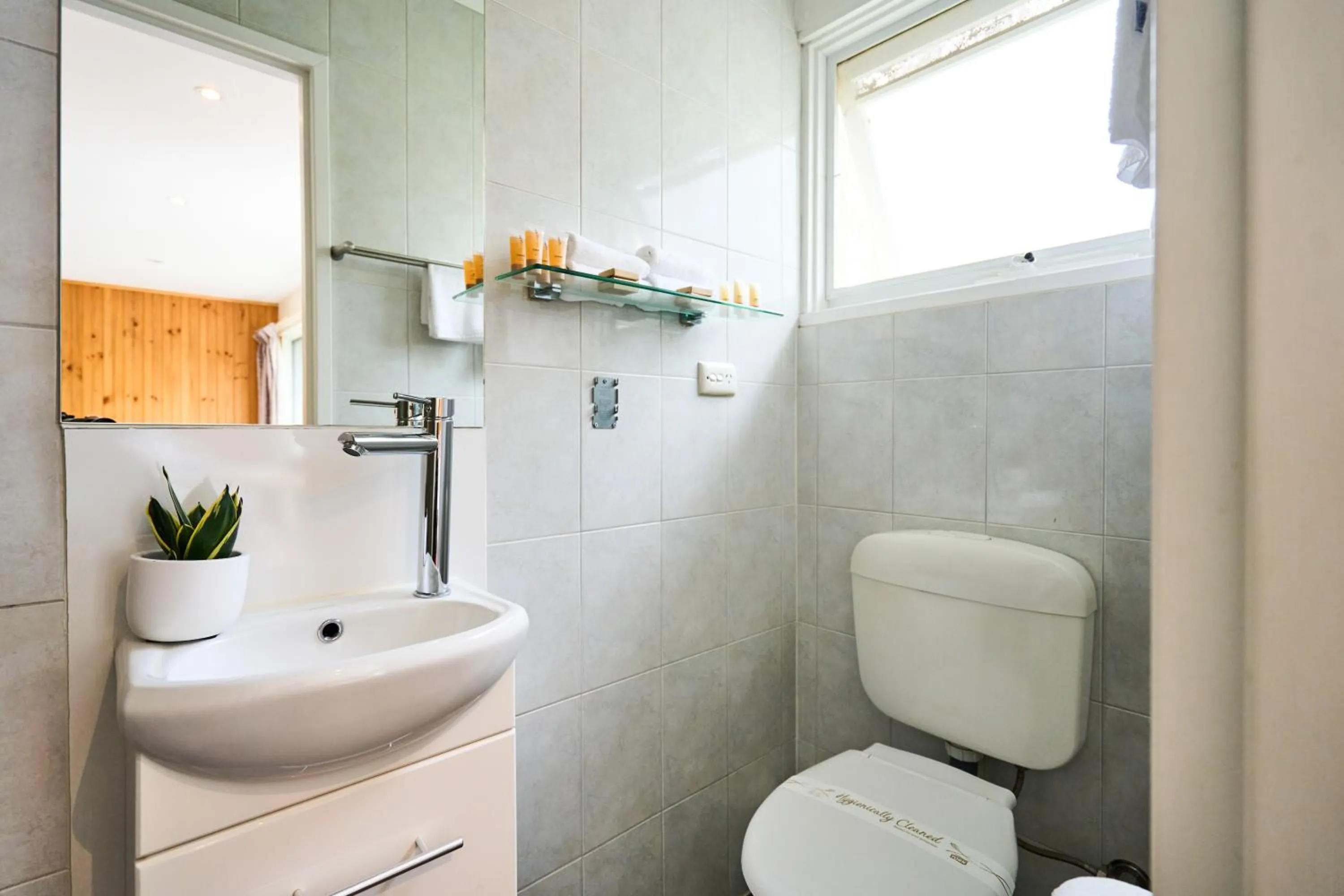 Sanctuary House Resort Motel