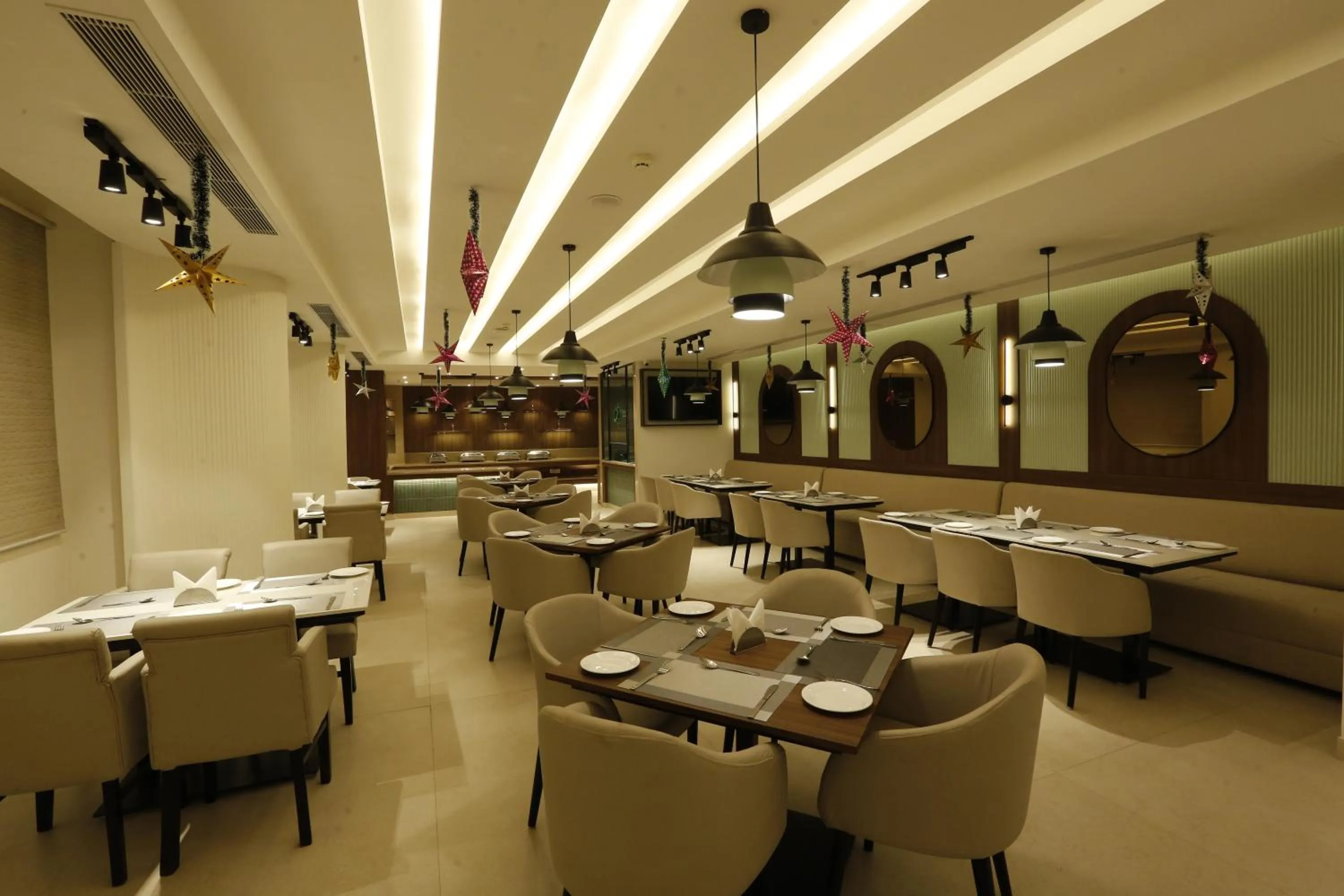Restaurant/places to eat in Tulip Inn Zirakpur