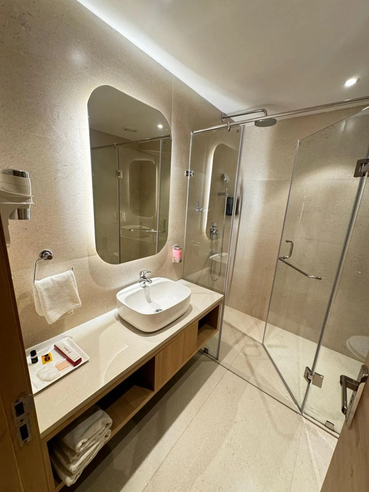 Bathroom in Tulip Inn Zirakpur