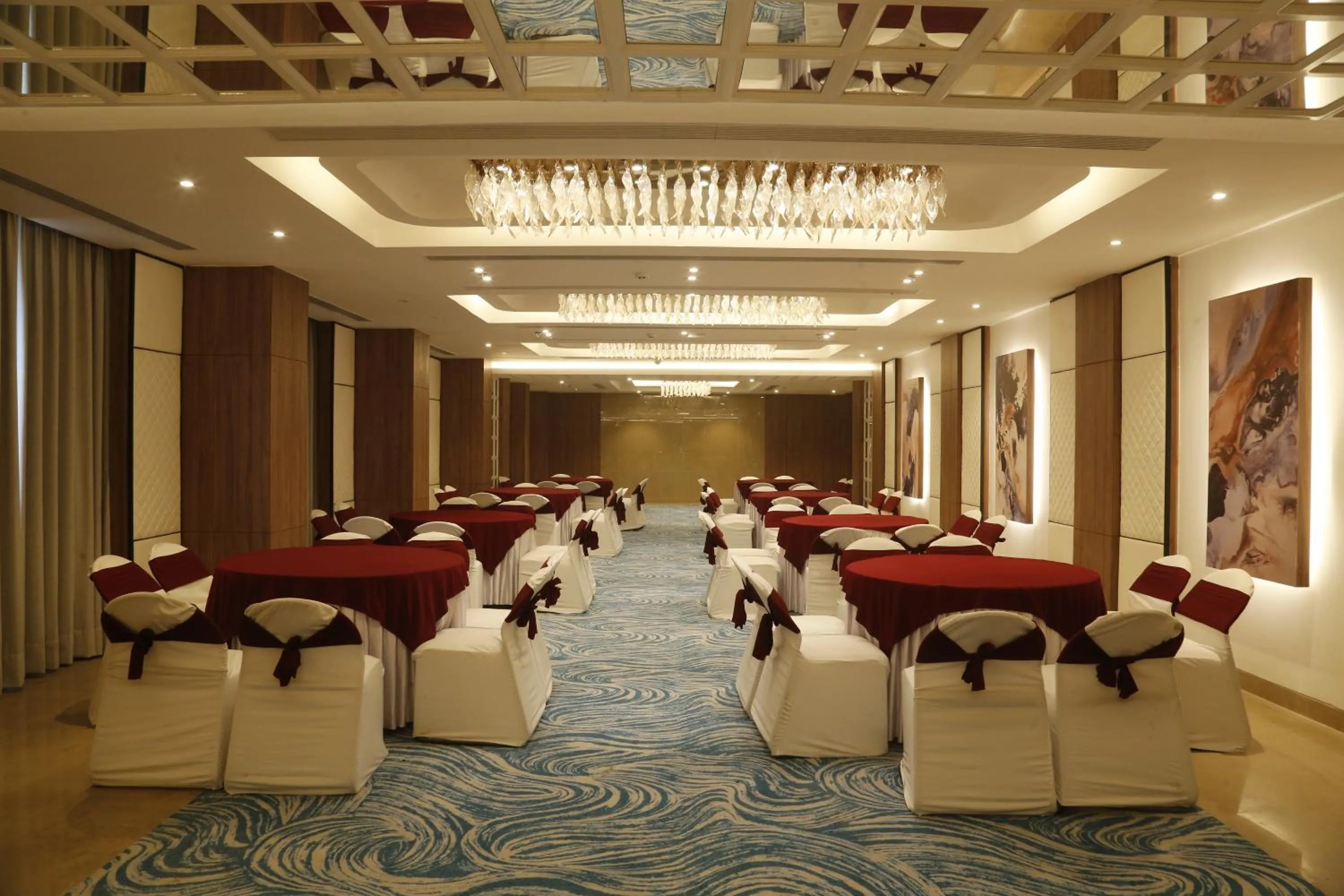 Meeting/conference room in Tulip Inn Zirakpur