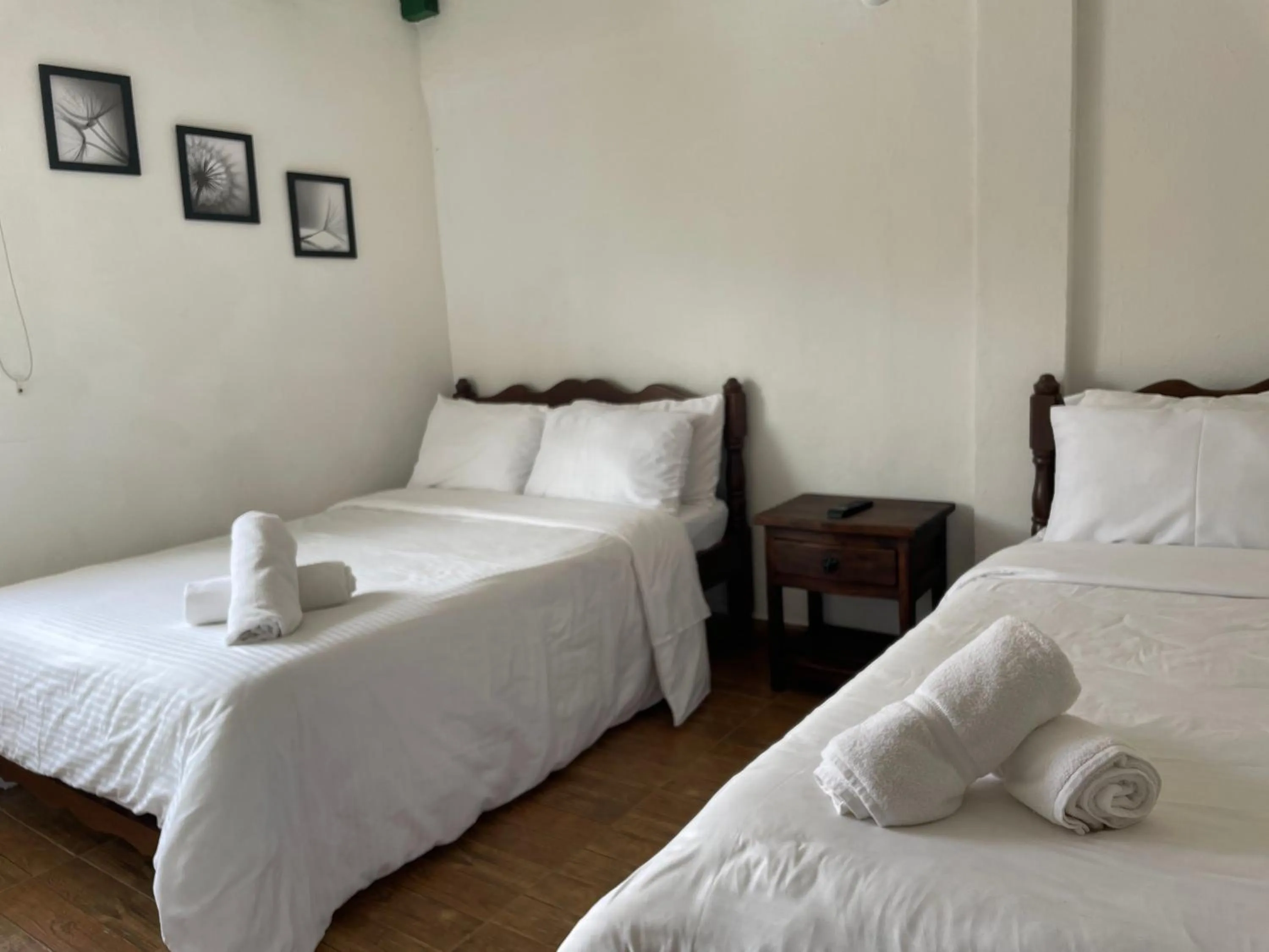 Photo of the whole room, Bed in Celeste Villa de Leyva