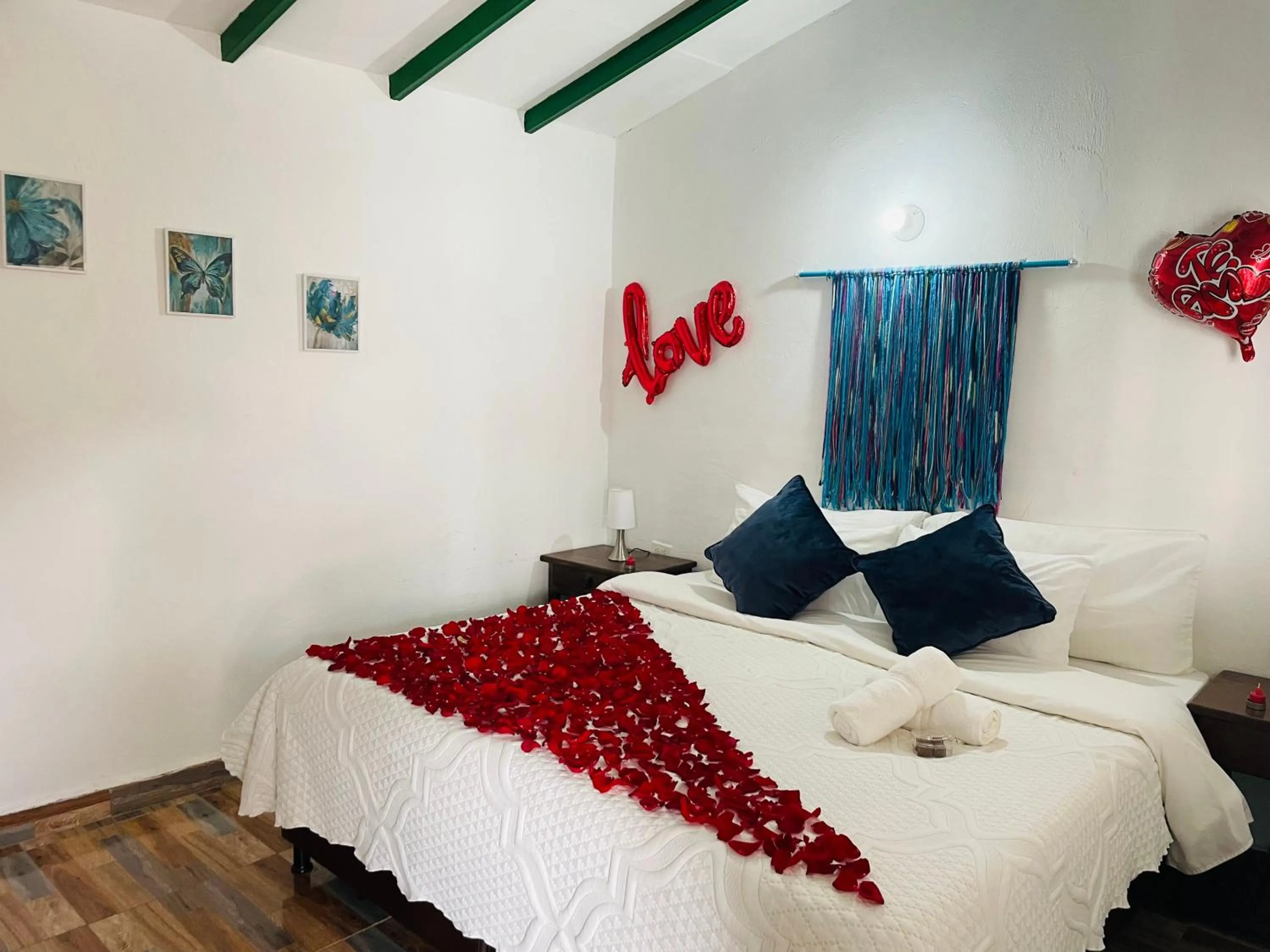 Photo of the whole room, Bed in Celeste Villa de Leyva