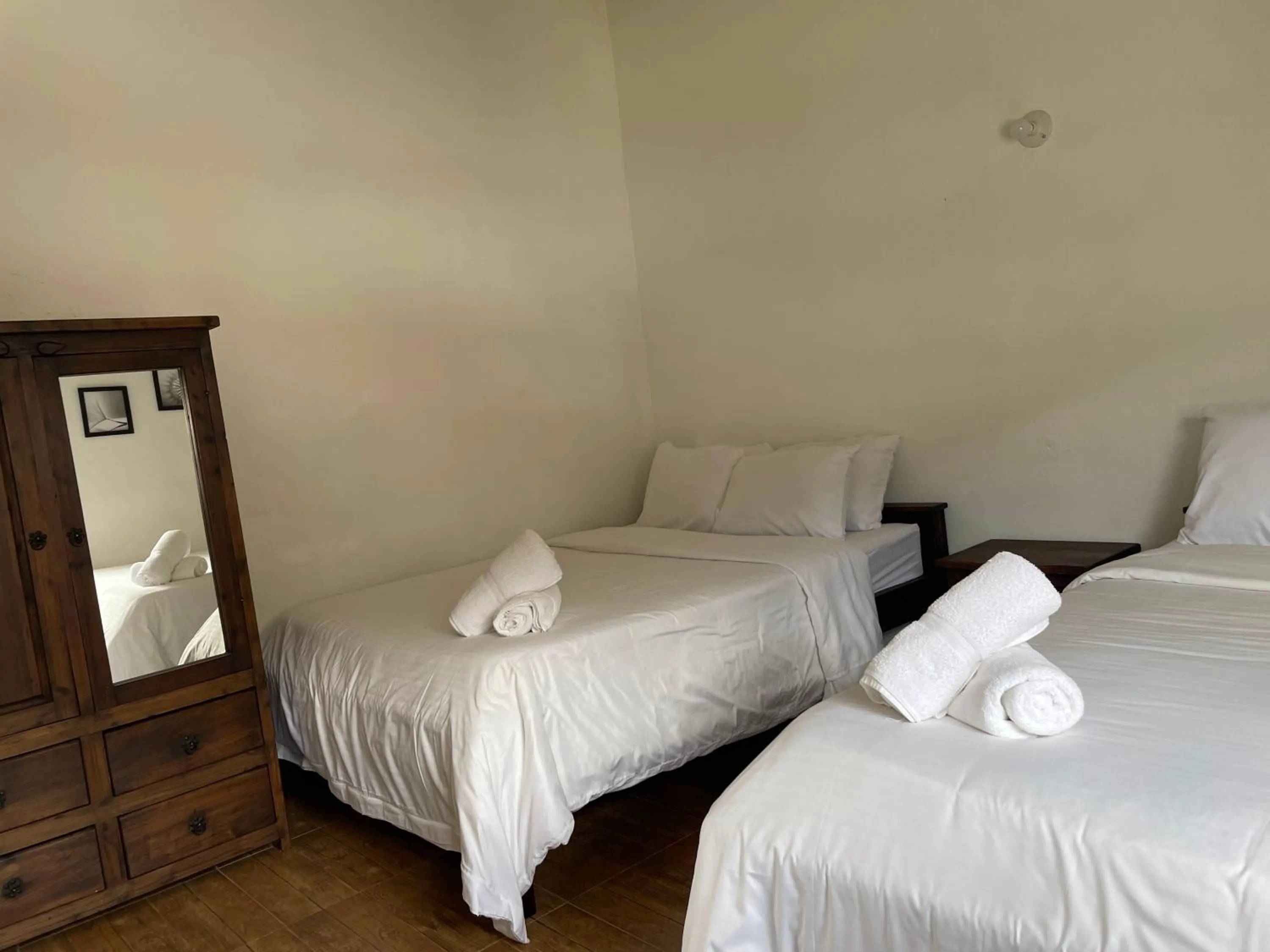 Photo of the whole room, Bed in Celeste Villa de Leyva