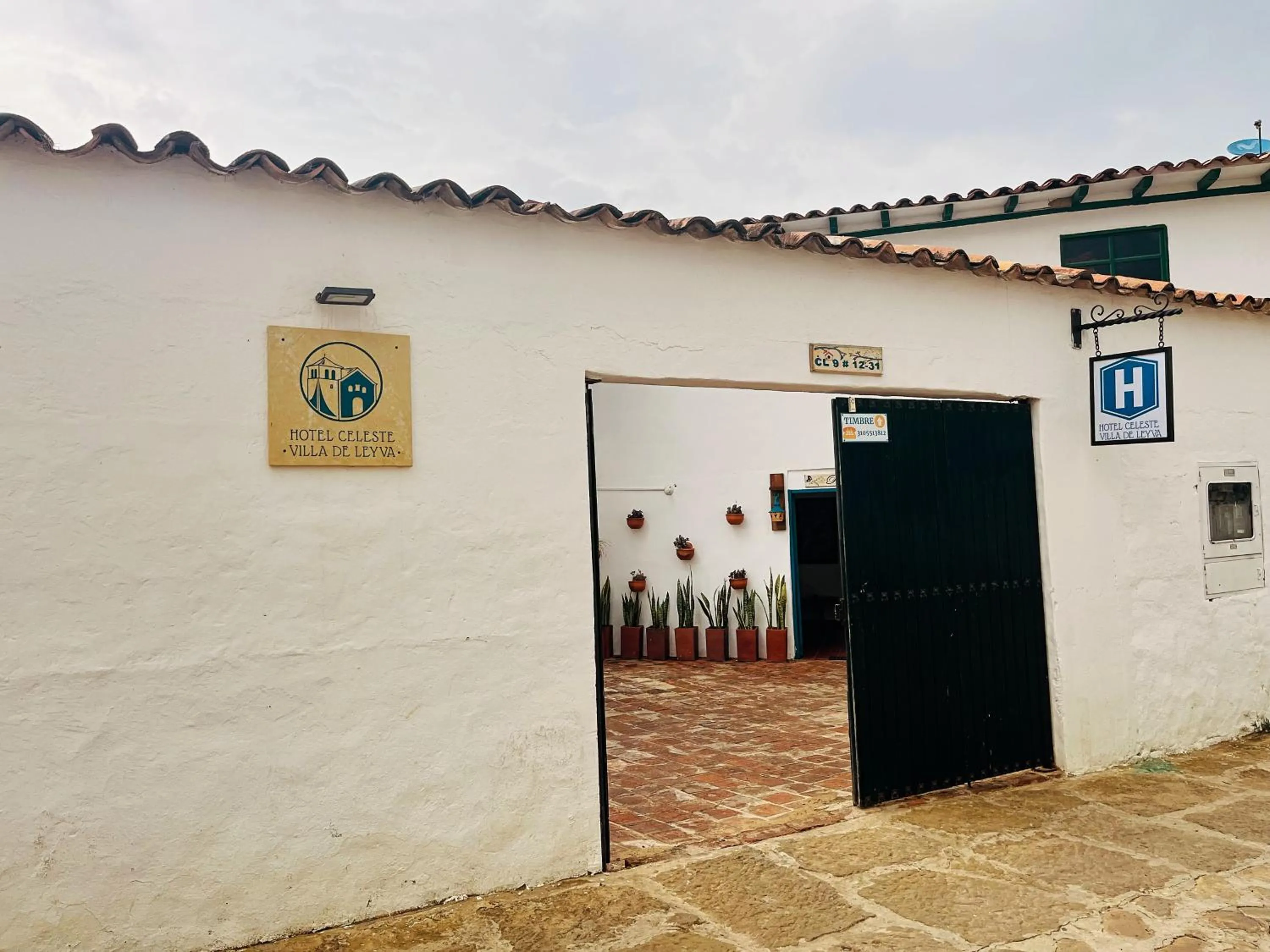 Facade/entrance in Celeste Villa de Leyva