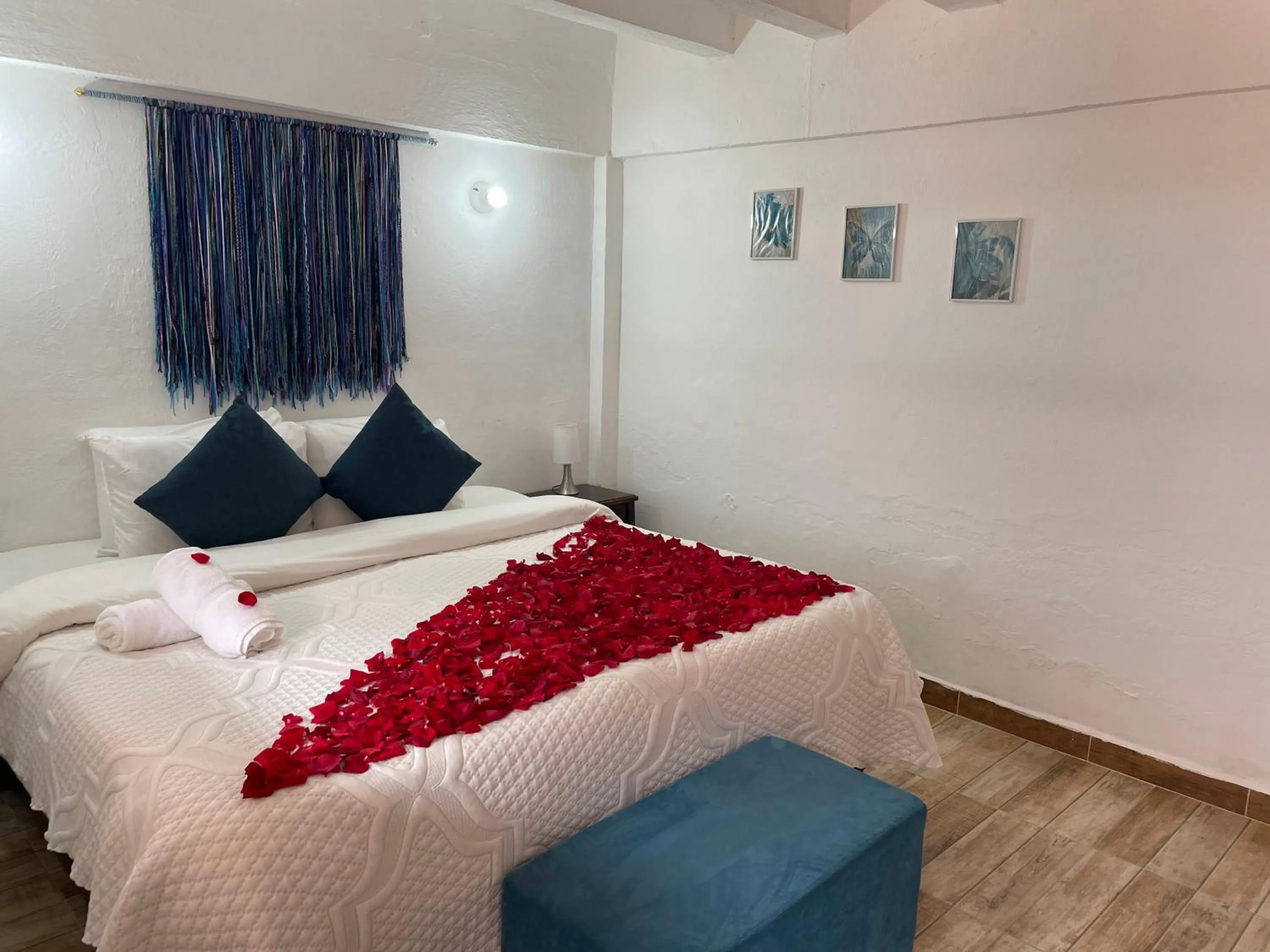 Photo of the whole room, Bed in Celeste Villa de Leyva