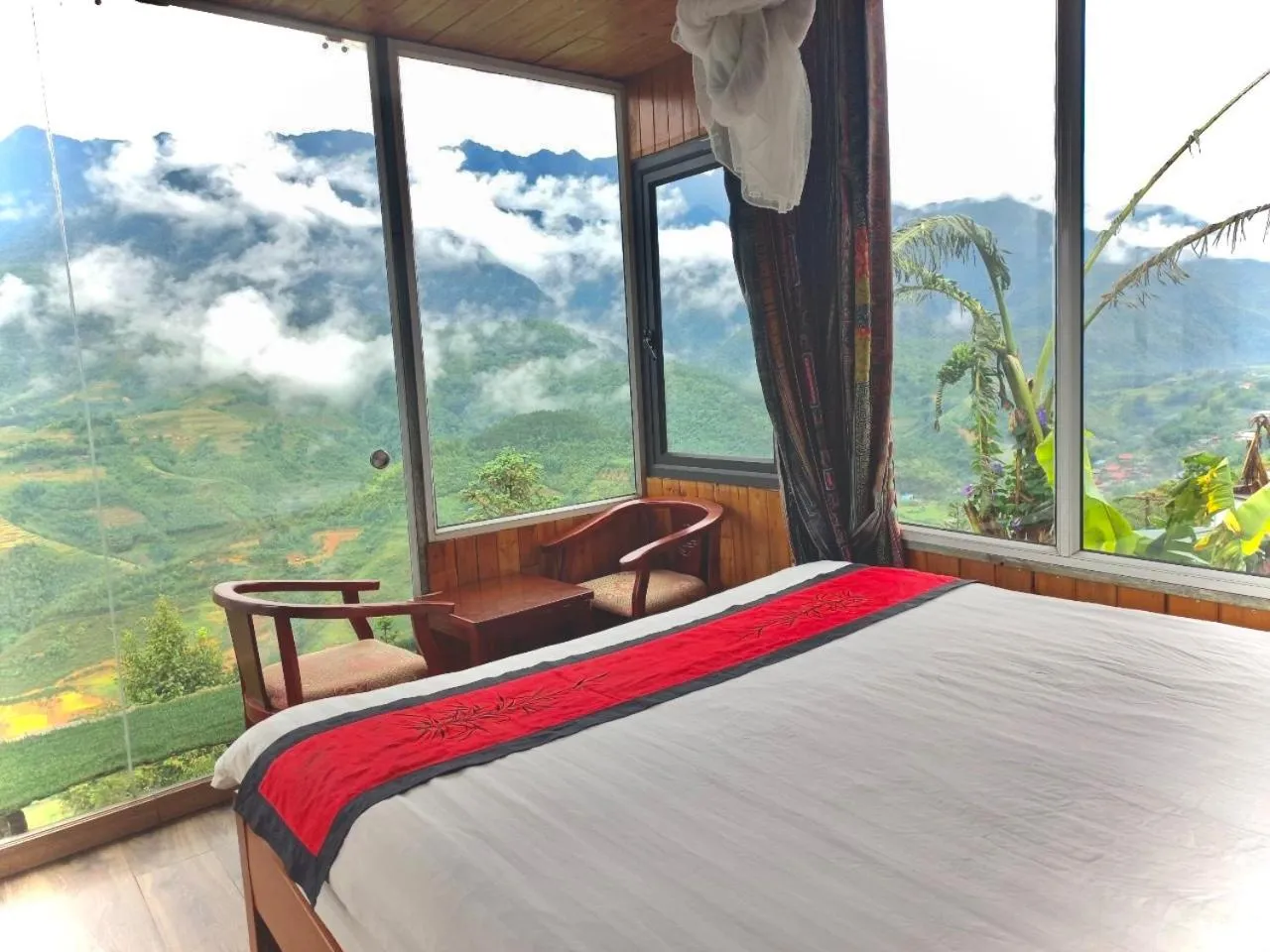 View (from property/room), Bed in VALLEY VIEW COFFEE & STAY