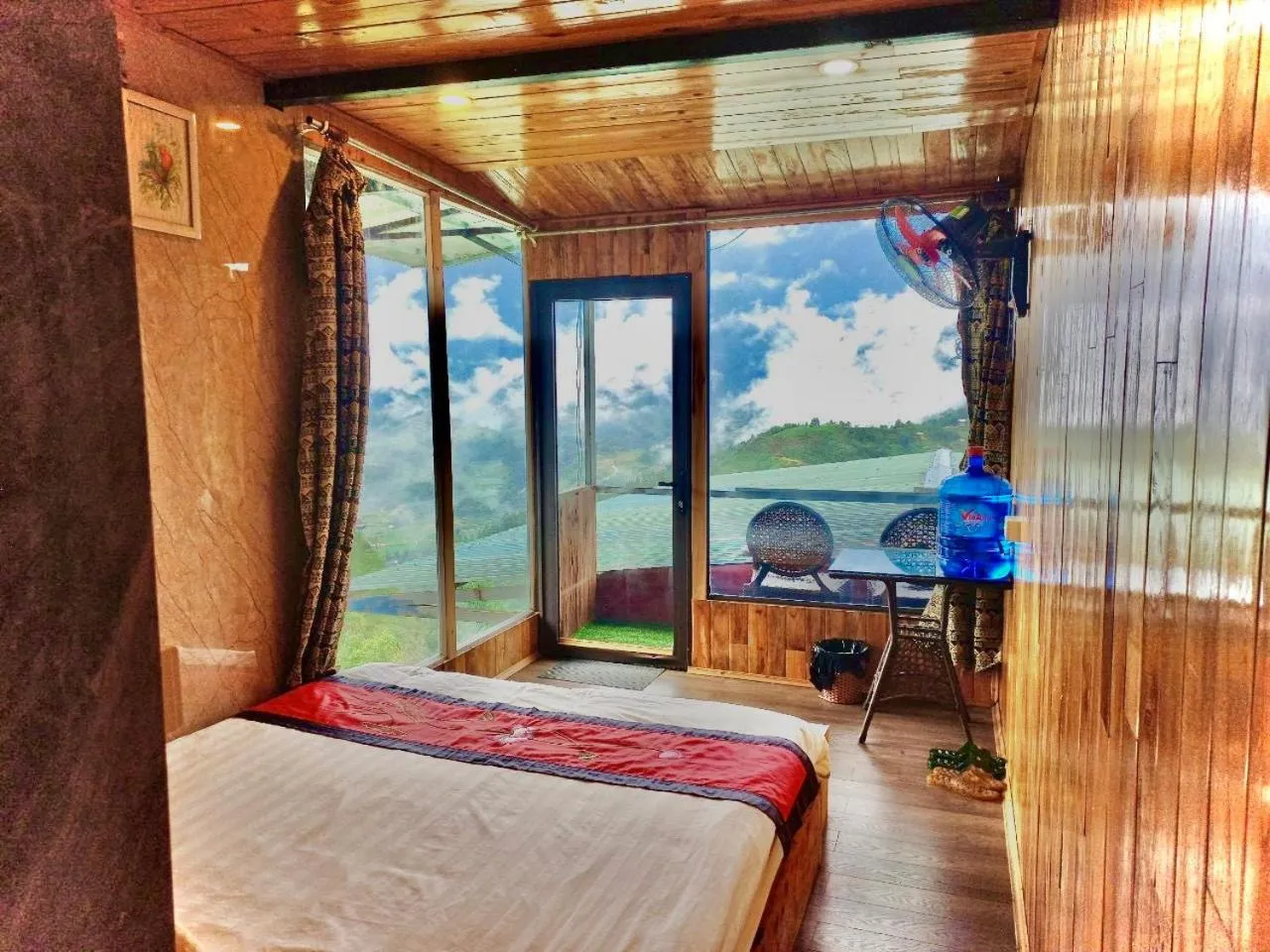 Bed in VALLEY VIEW COFFEE & STAY