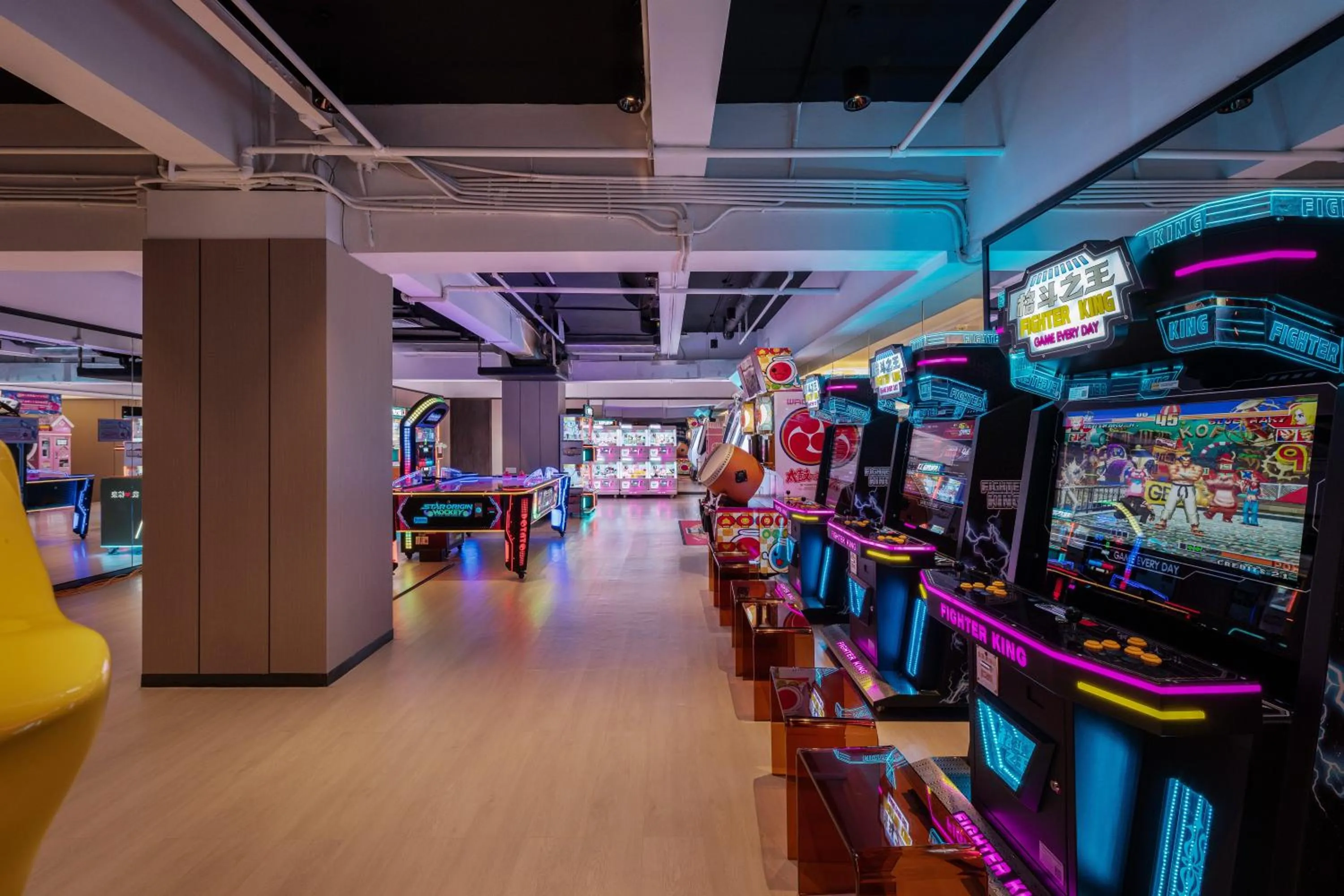 Game Room in Zhuhai Palm Spring Hotel