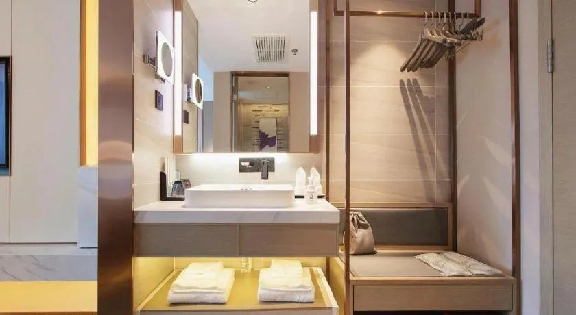 Lavande Hotel Changchun New District North Lake Longxiang Plaza