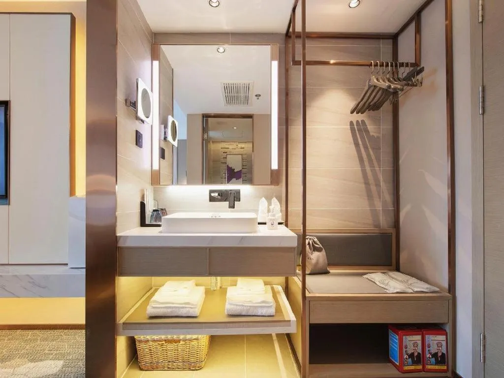 Lavande Hotel Changchun New District North Lake Longxiang Plaza