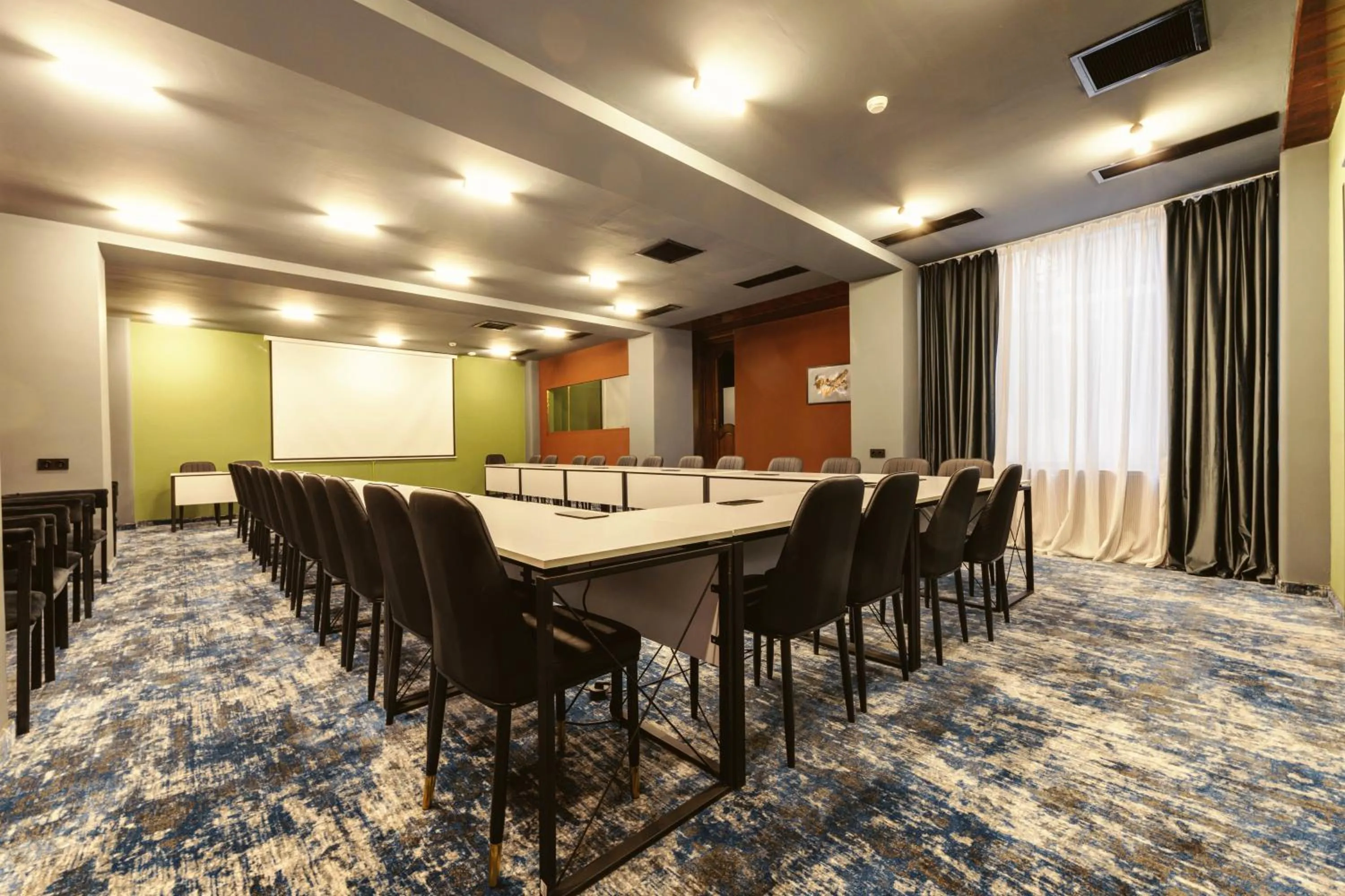 Meeting/conference room in Hotel Splendid Tbilisi