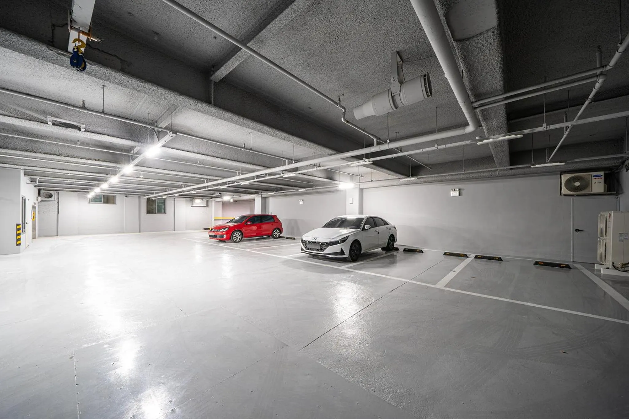 Parking in H Avenue Gumi Okgye