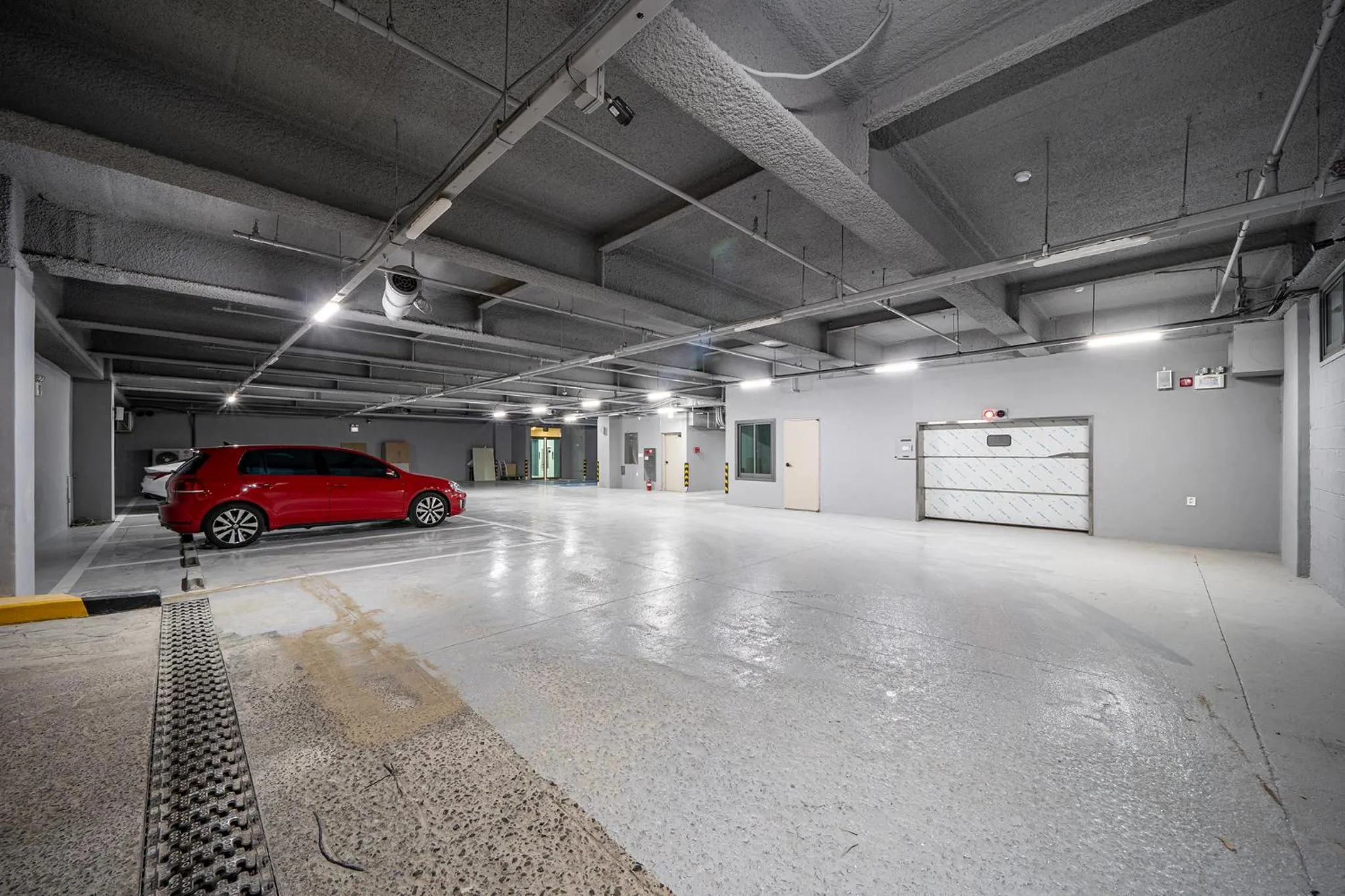 Parking in H Avenue Gumi Okgye