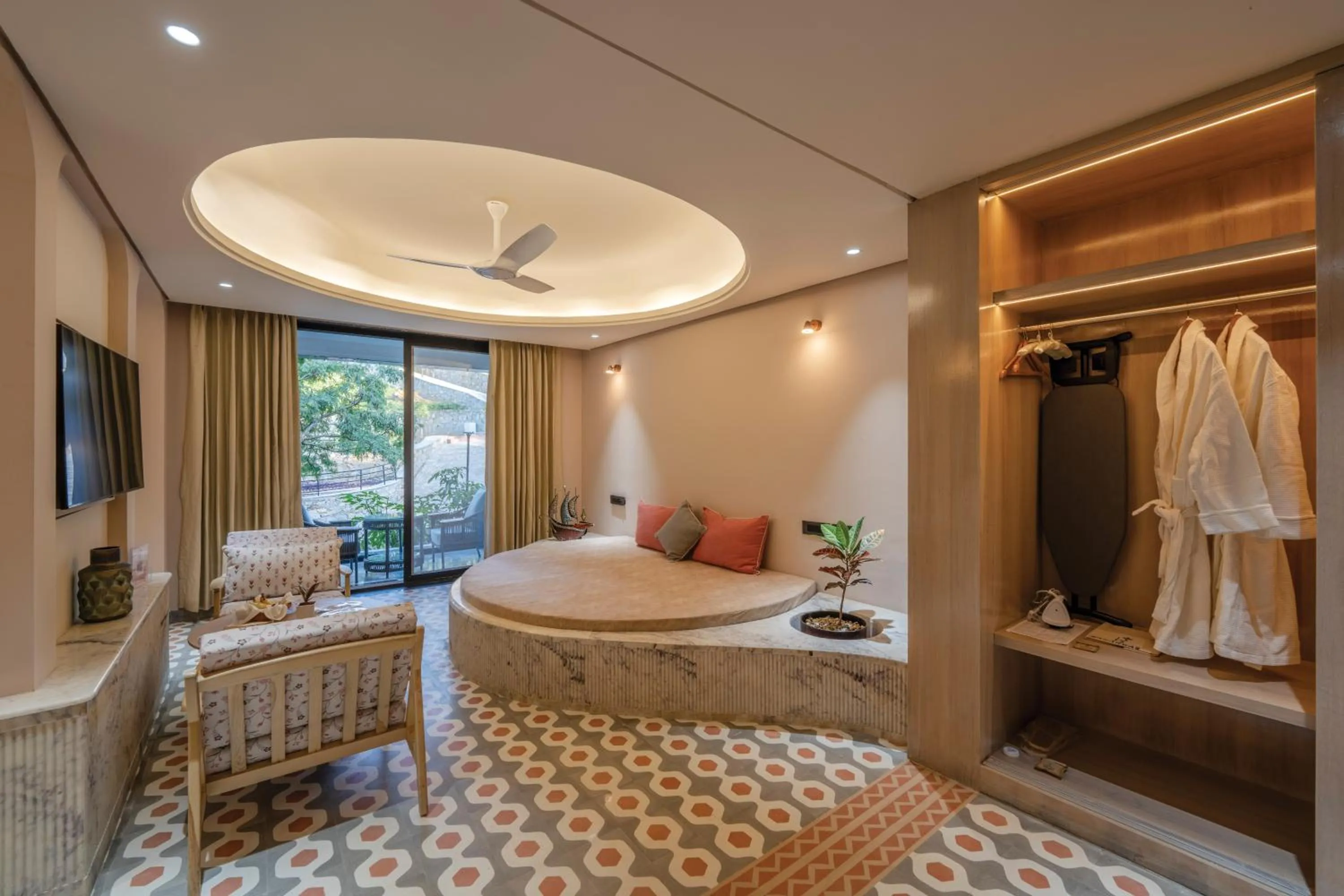 Living room, Bed in Kananwas Resort, Kumbhalgarh