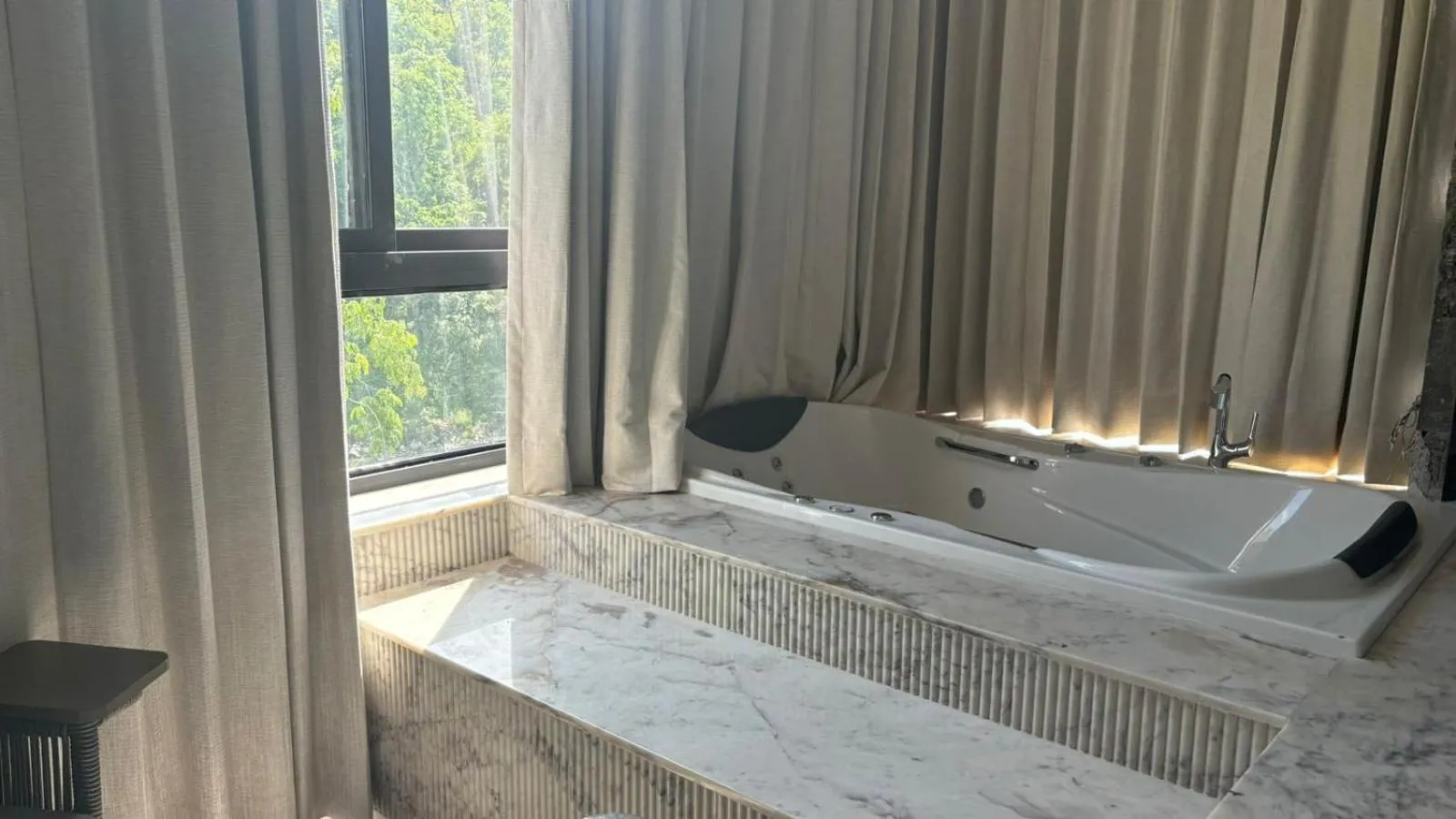 Hot Tub, Bed in Kananwas Resort, Kumbhalgarh