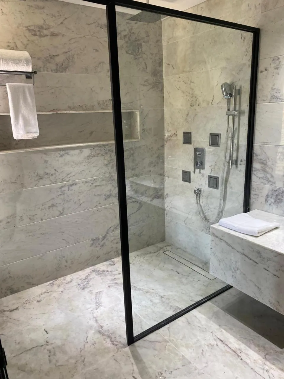 Shower in Kananwas Resort, Kumbhalgarh