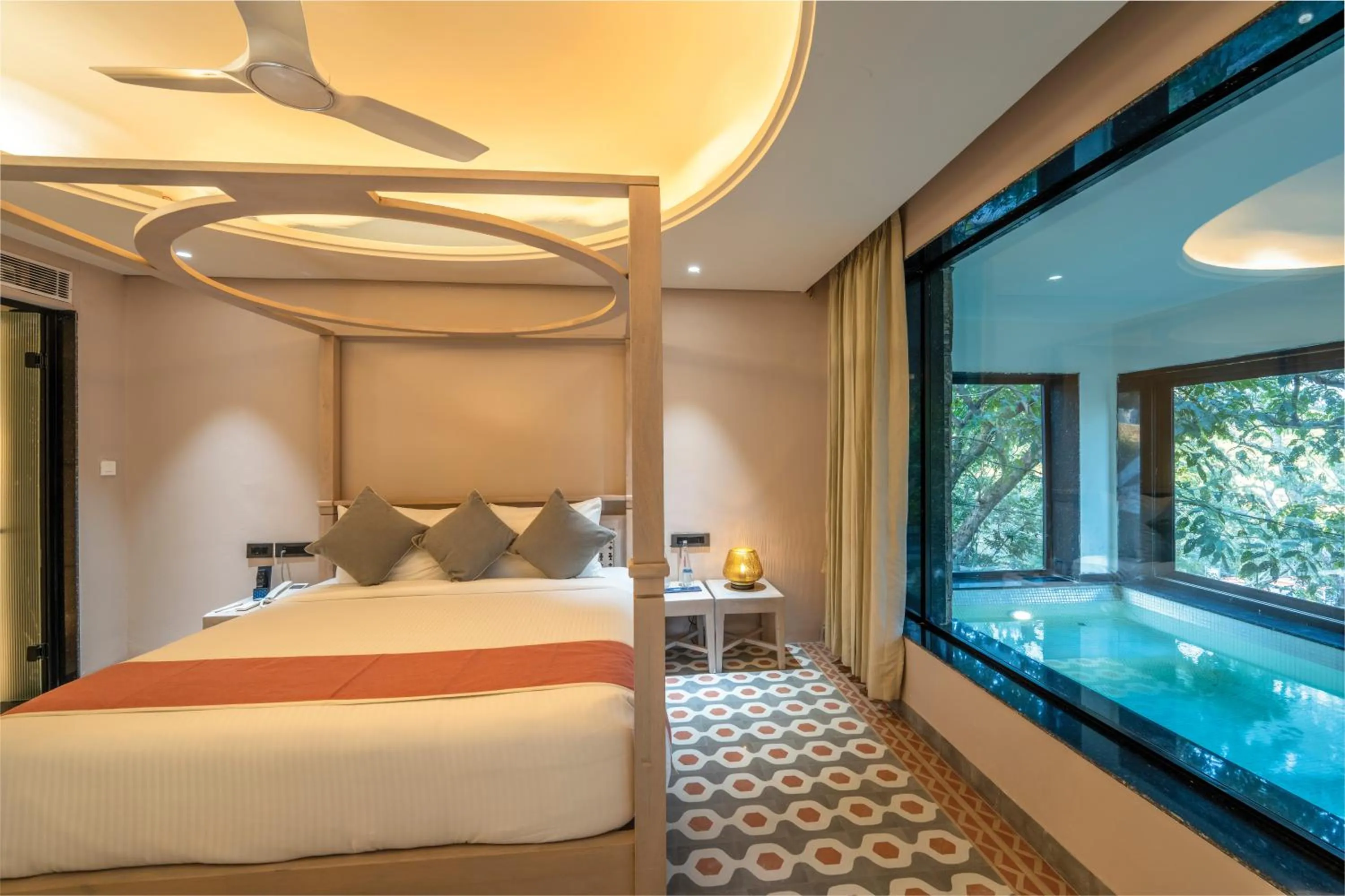 Swimming pool, Bed in Kananwas Resort, Kumbhalgarh
