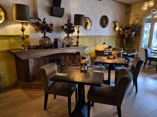 Restaurant/places to eat in Hotel Arcen