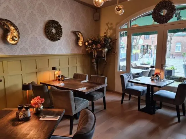 Restaurant/places to eat in Hotel Arcen