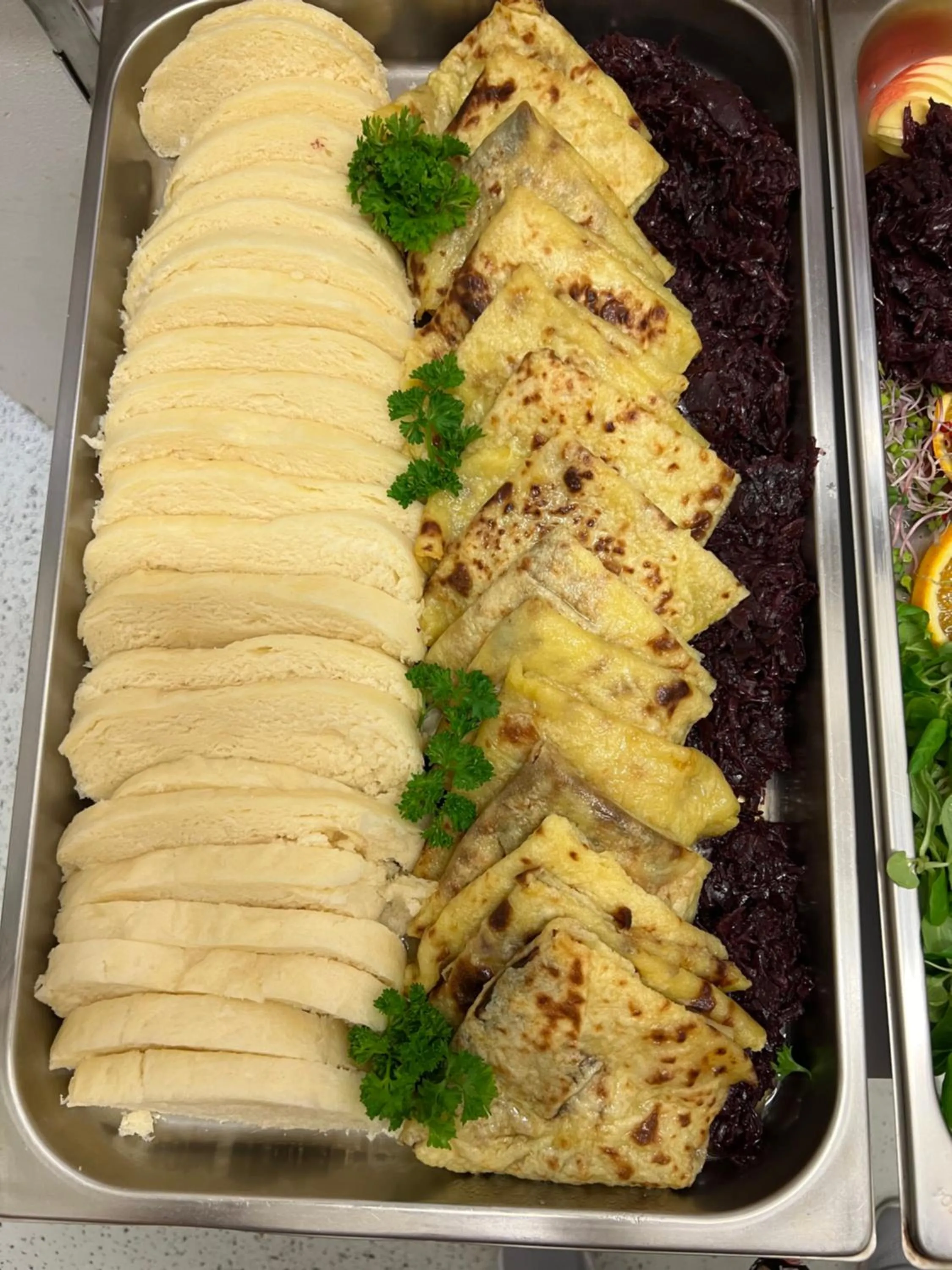 Restaurant/places to eat in Hotel Eurobus